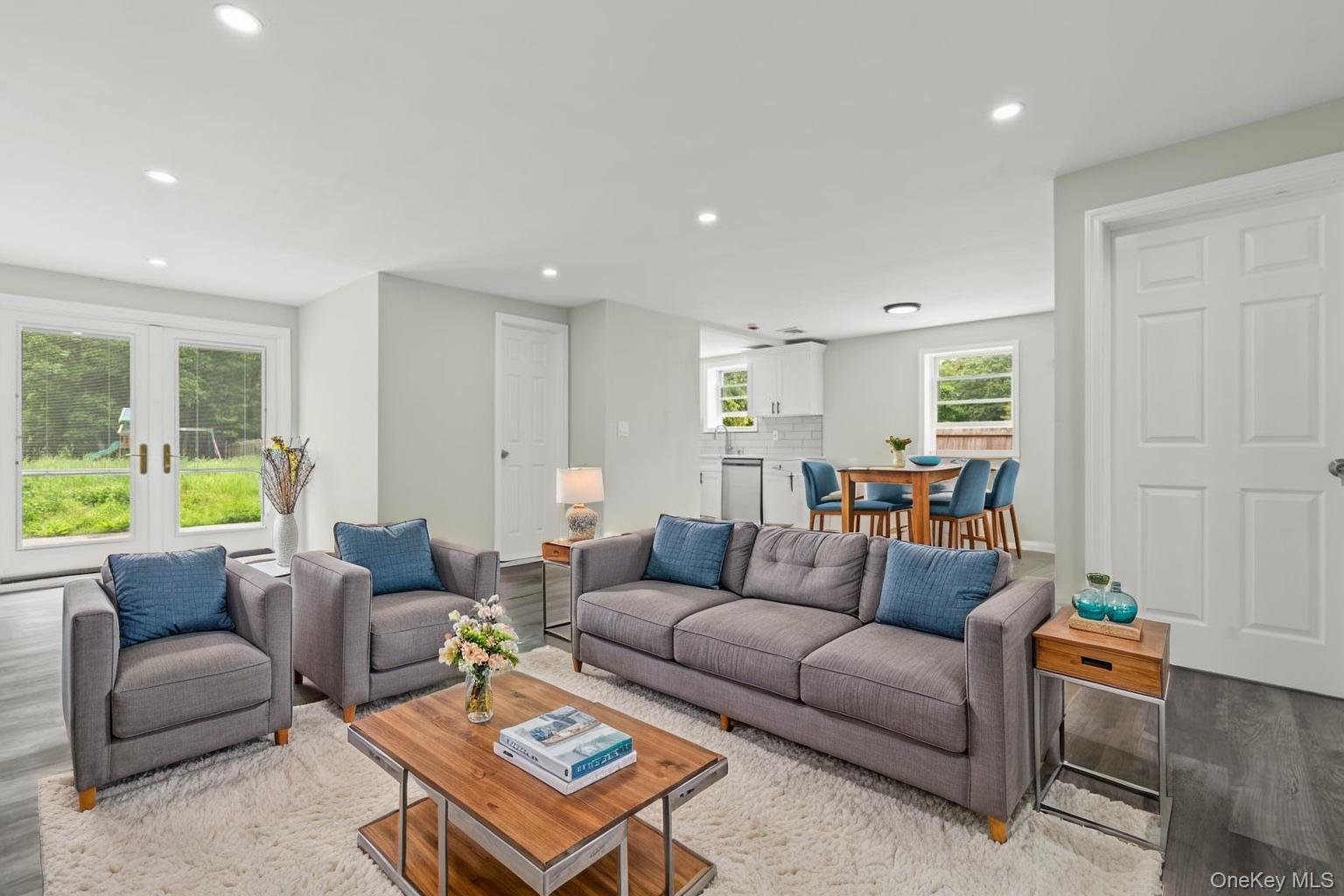 350 Holbrook Road, Ronkonkoma, NY 1779