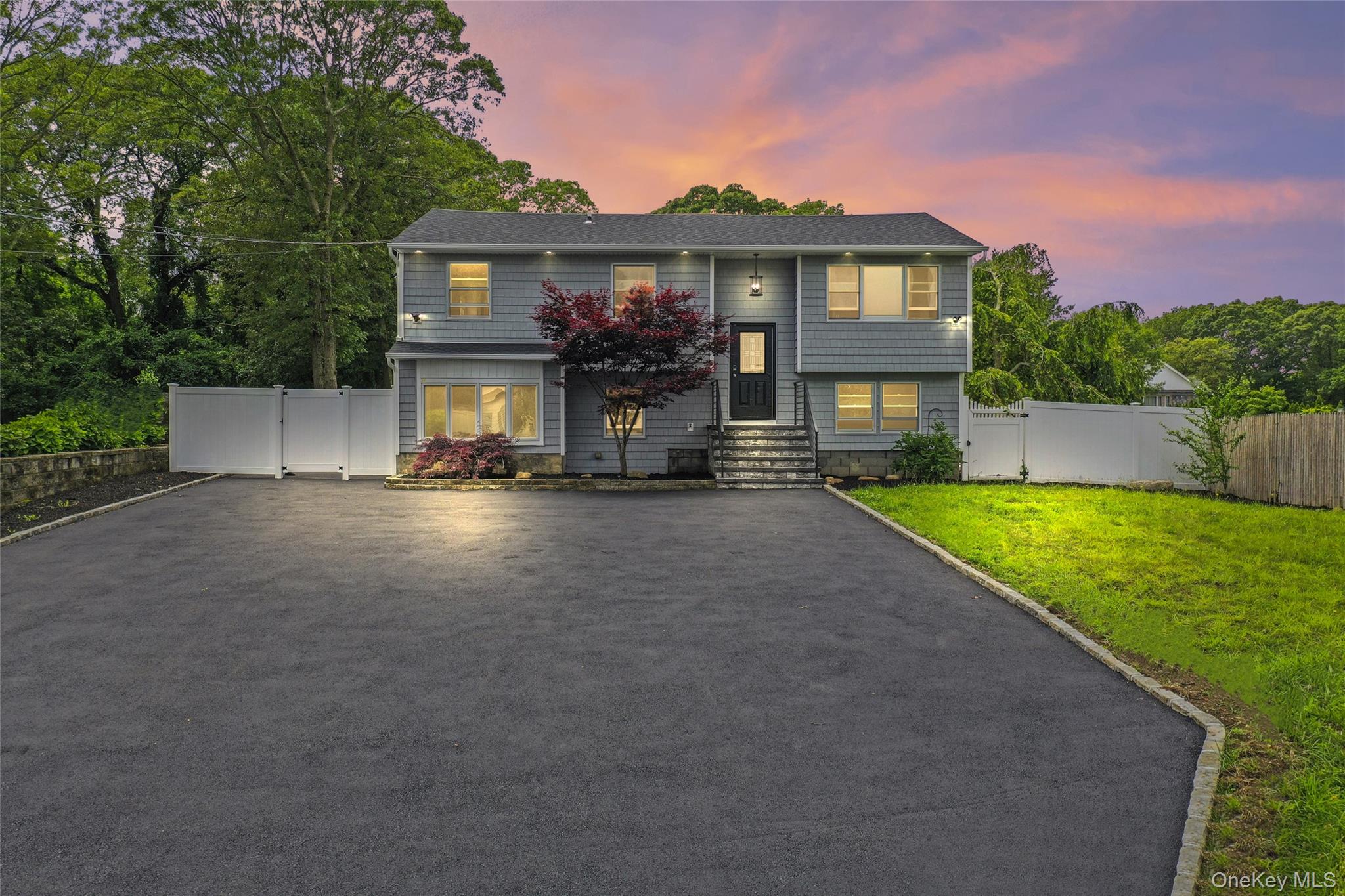 350 Holbrook Road, Ronkonkoma, NY 1779