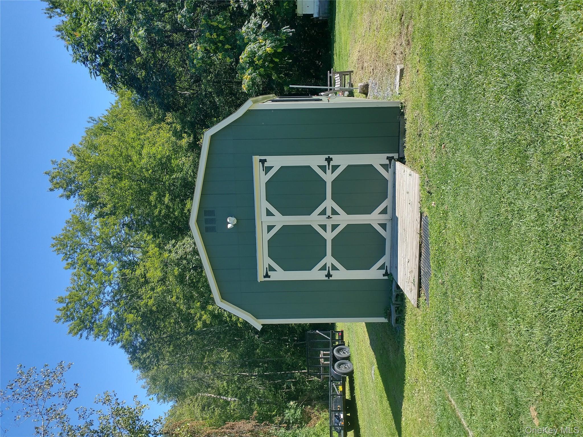 412 Ruskey Lane, Hyde Park, NY 12538