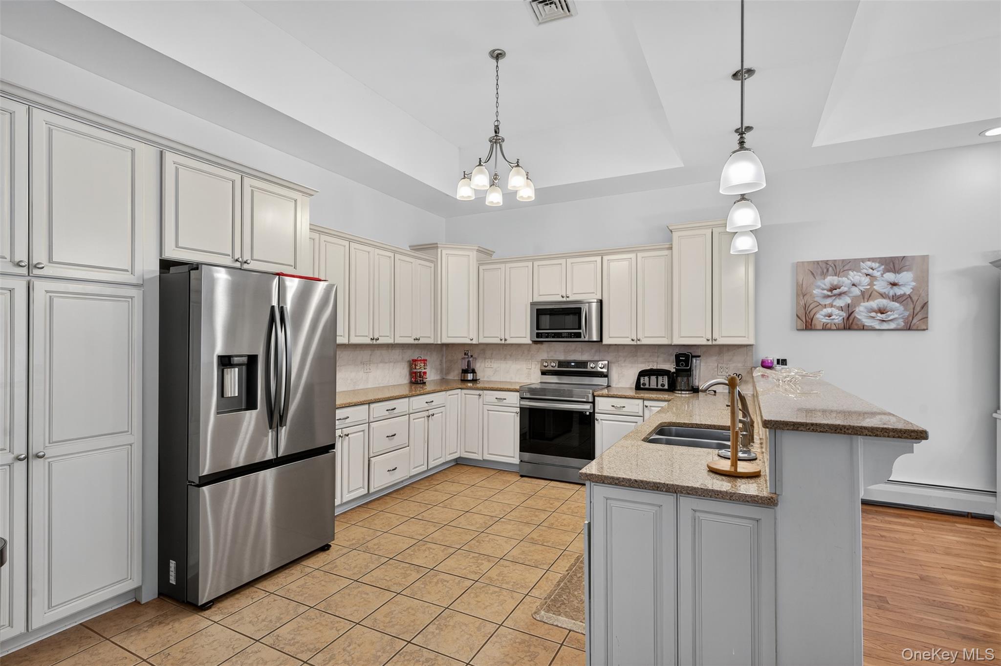 412 Ruskey Lane, Hyde Park, NY 12538