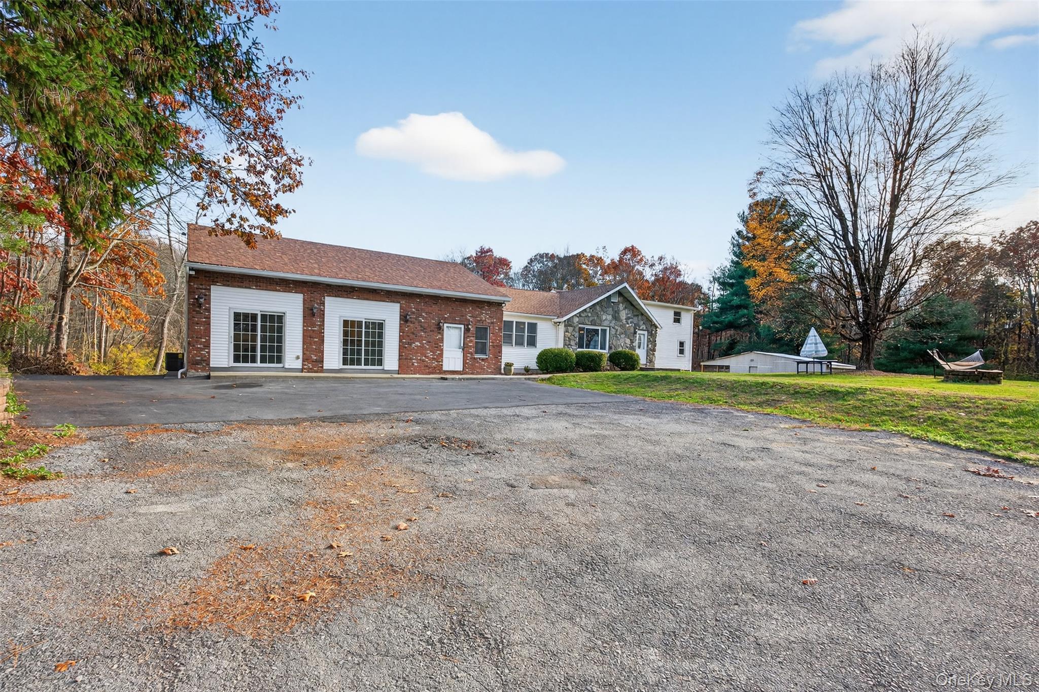 412 Ruskey Lane, Hyde Park, NY 12538