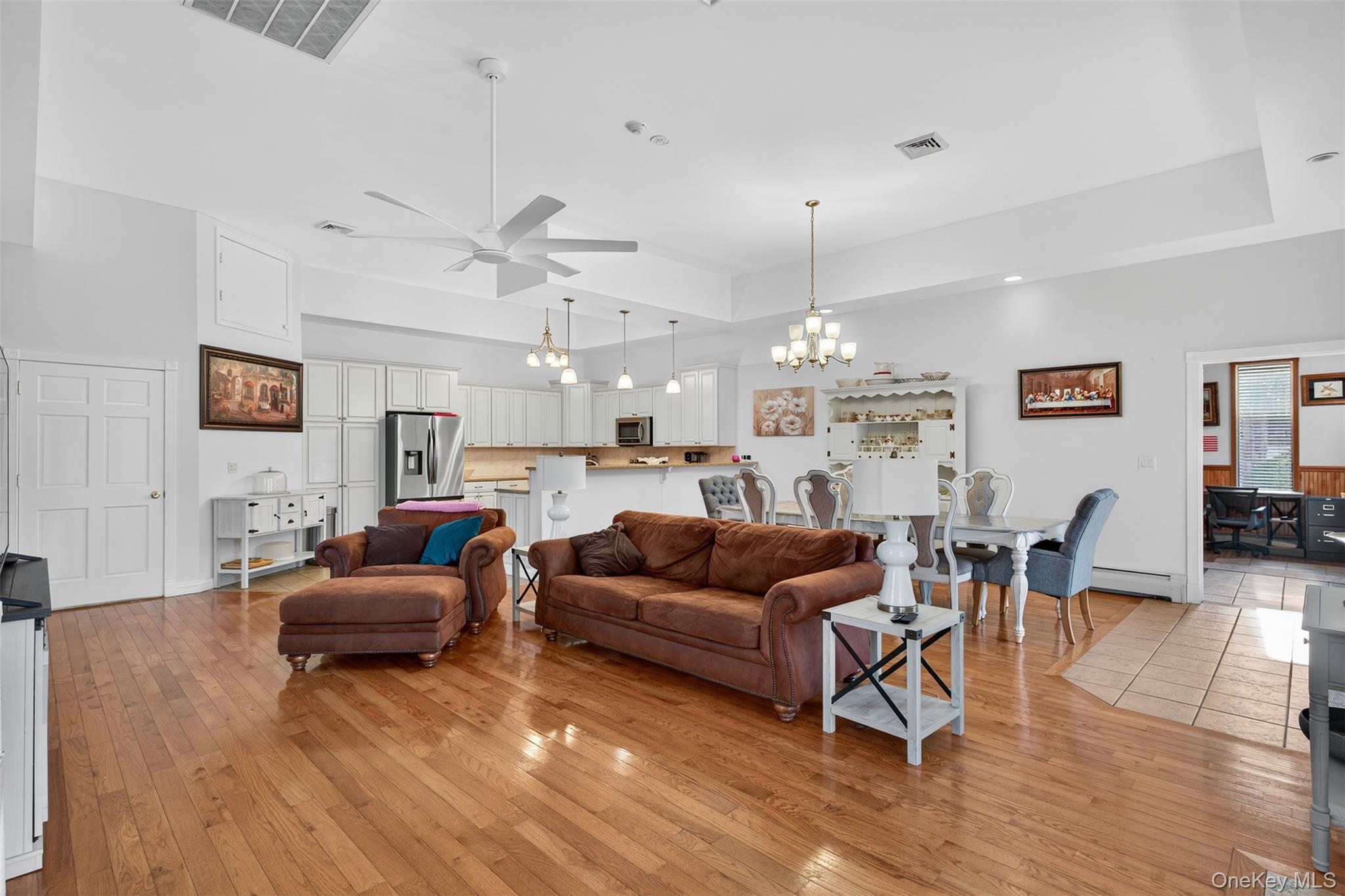 412 Ruskey Lane, Hyde Park, NY 12538