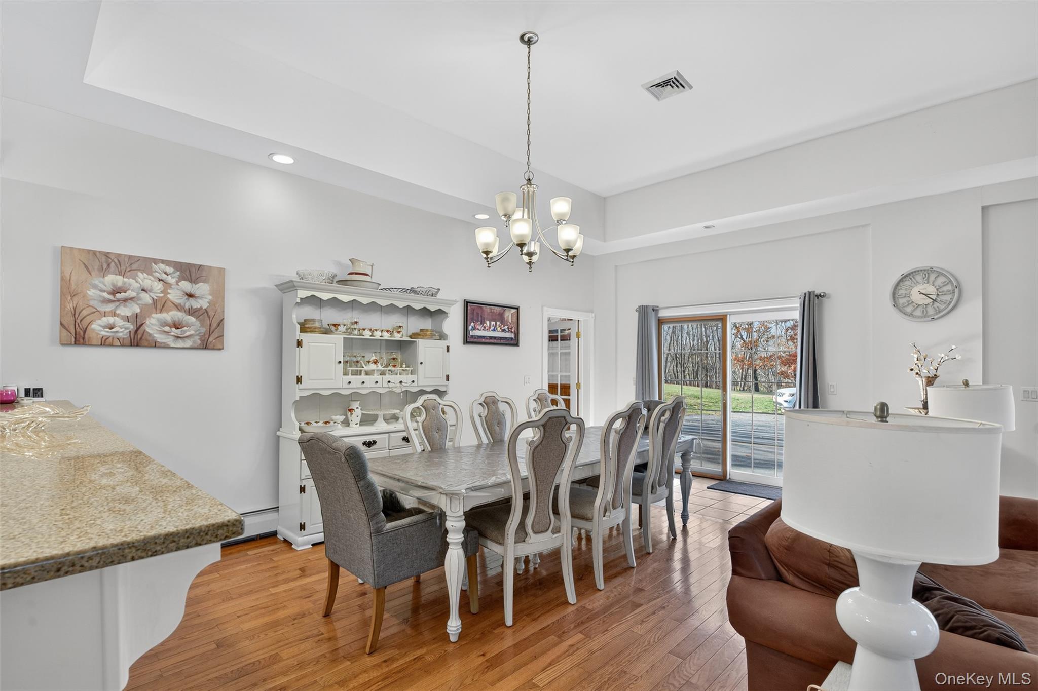 412 Ruskey Lane, Hyde Park, NY 12538