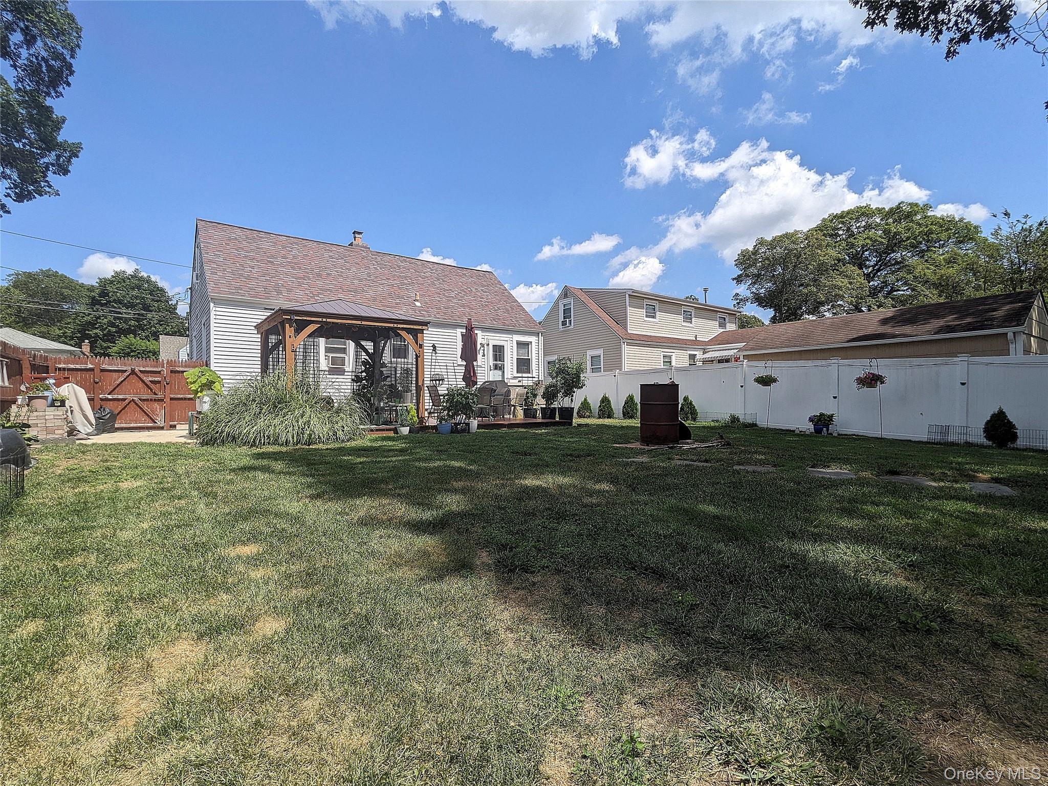 46 E 19th Street, Huntington Station, NY 11746