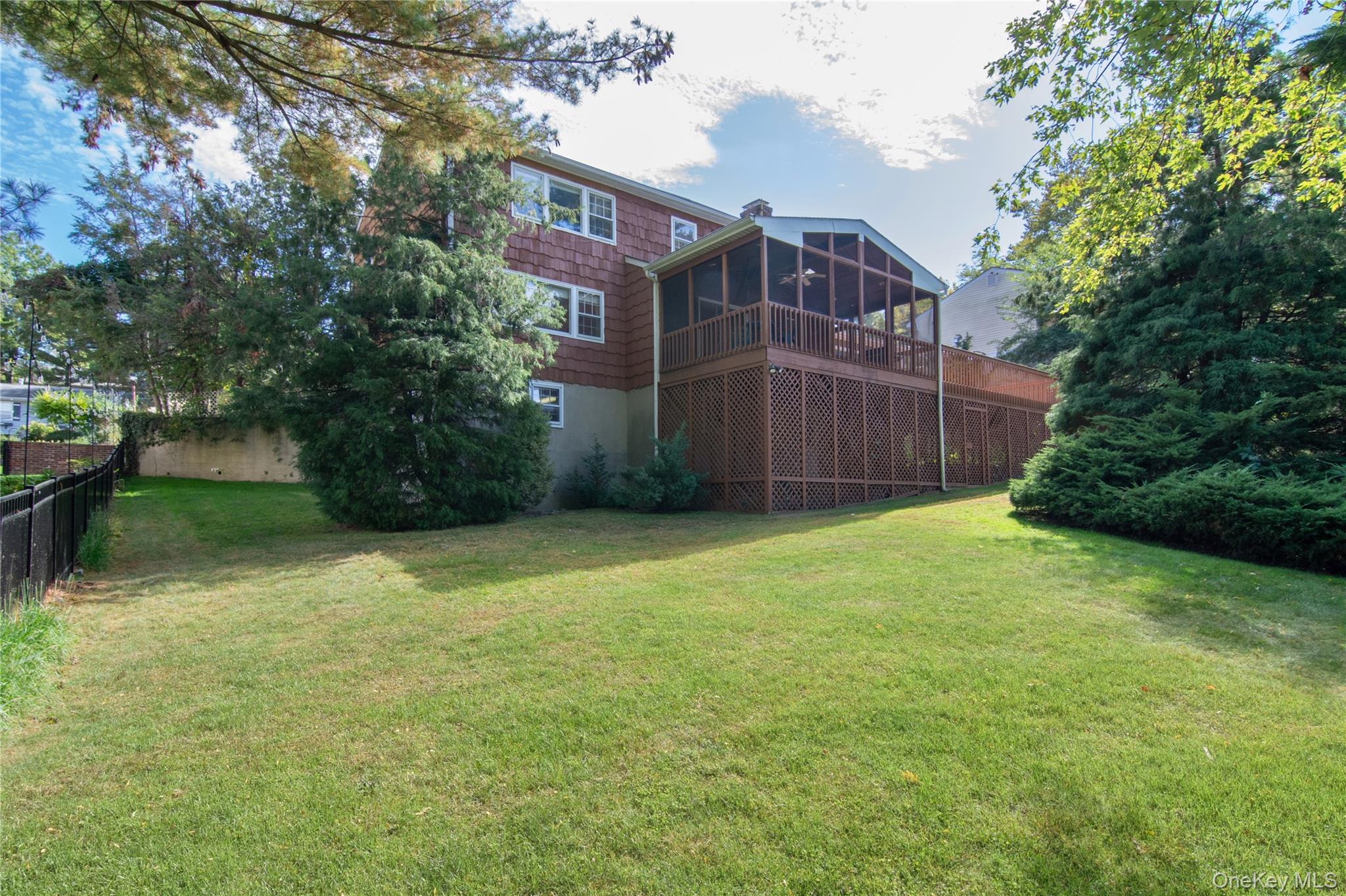 15 Old Forge Lane, Tarrytown, NY 10591