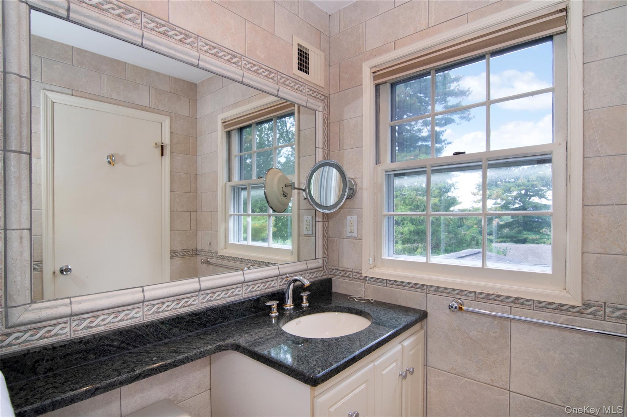 15 Old Forge Lane, Tarrytown, NY 10591