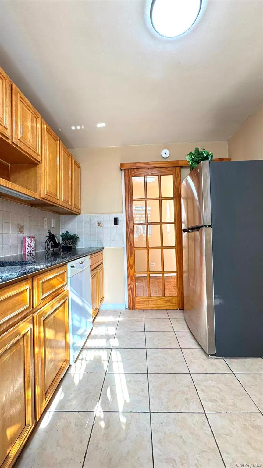 31-50 140th St # 1L, Flushing, NY 11354