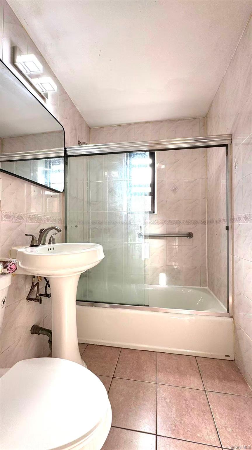 31-50 140th St # 1L, Flushing, NY 11354