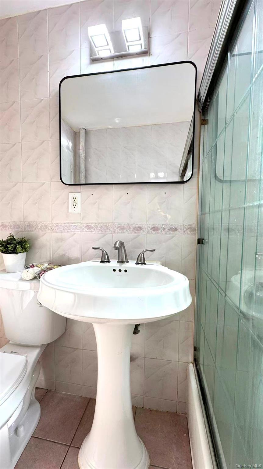 31-50 140th St # 1L, Flushing, NY 11354