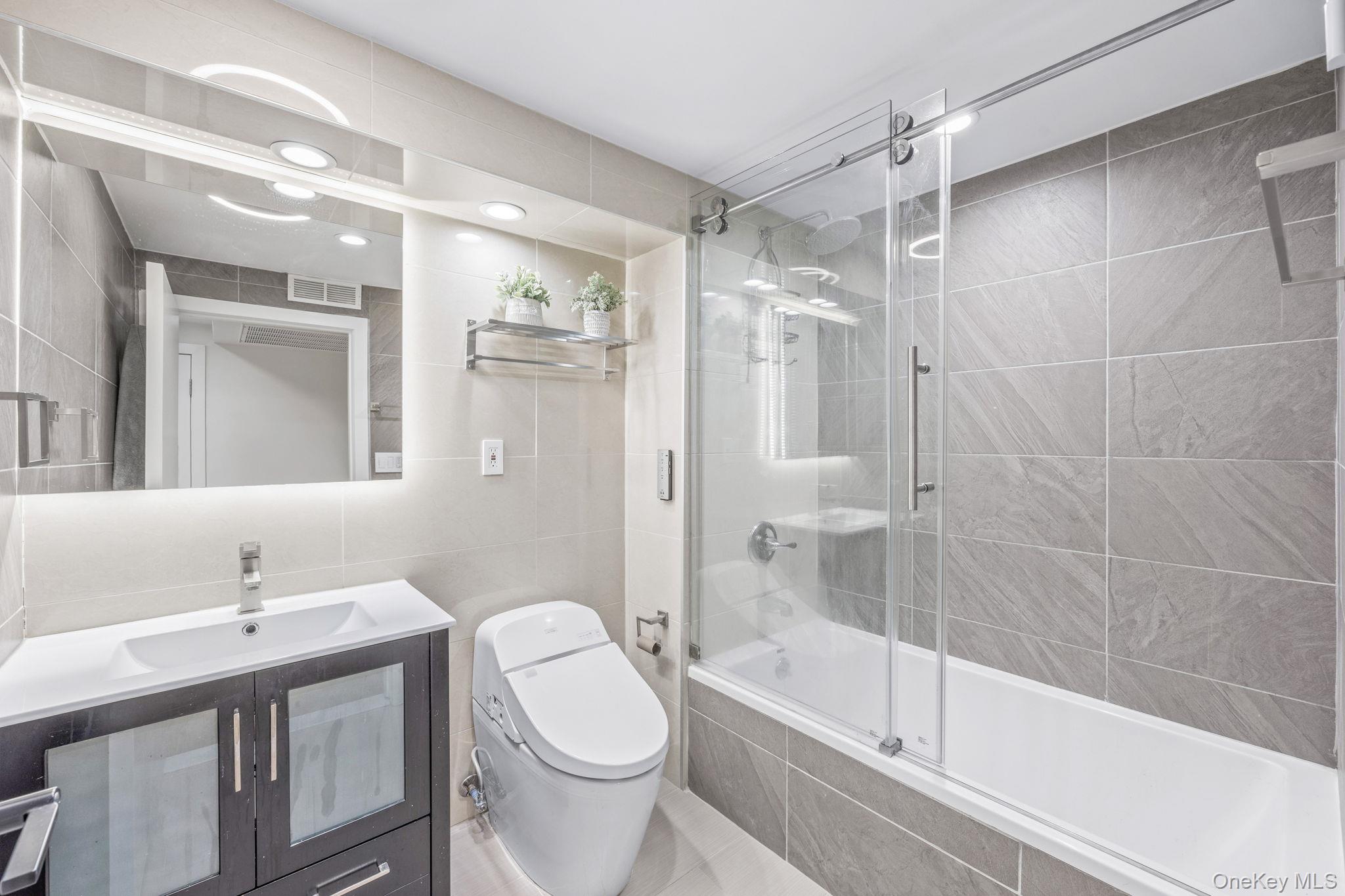 282 Nassau Avenue # 3A, Brooklyn, NY 11222