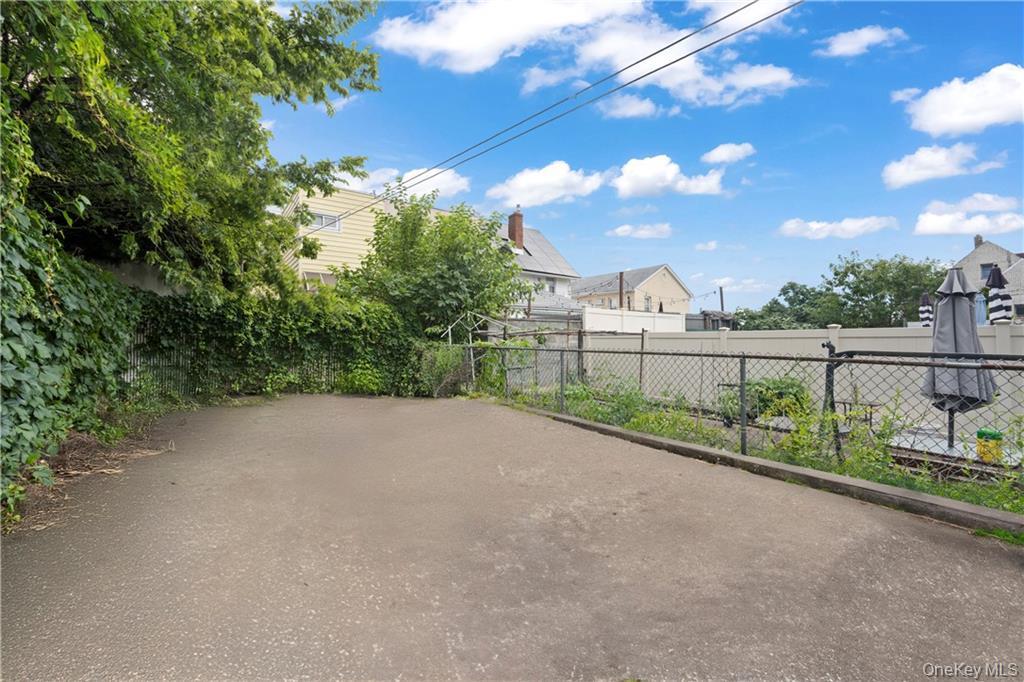 1259 80th Street, Brooklyn, NY 11228