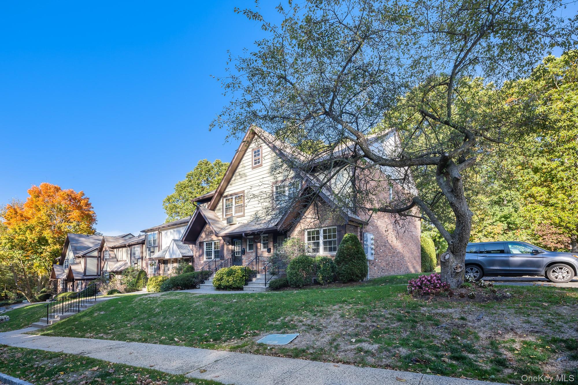 50 Yorkshire Drive, Suffern, NY 10901