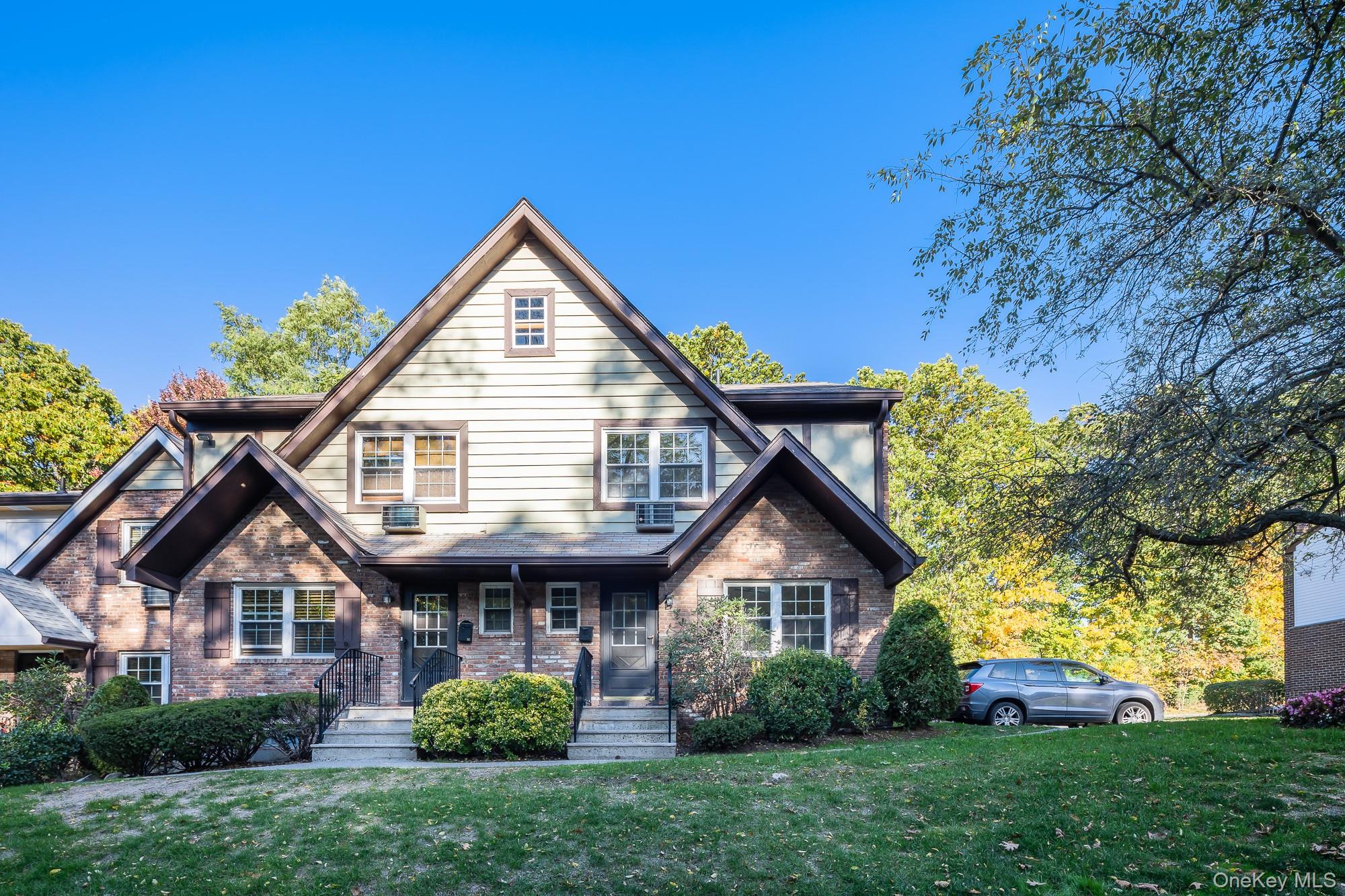 50 Yorkshire Drive, Suffern, NY 10901