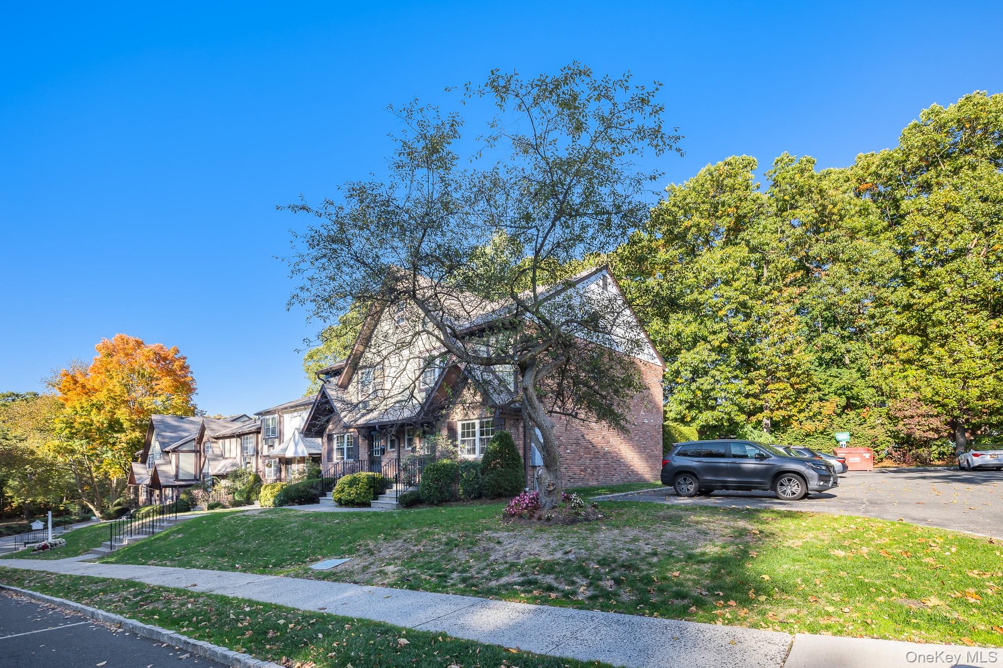 50 Yorkshire Drive, Suffern, NY 10901