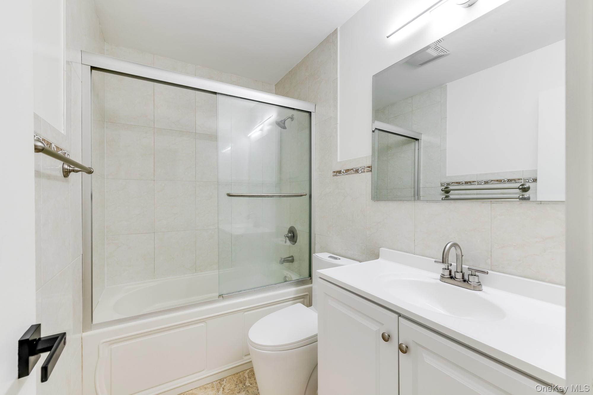 50 Yorkshire Drive, Suffern, NY 10901