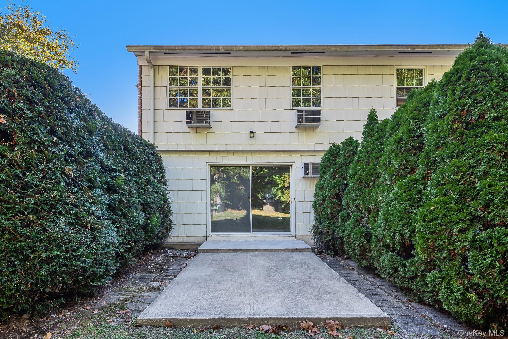 50 Yorkshire Drive, Suffern, NY 10901