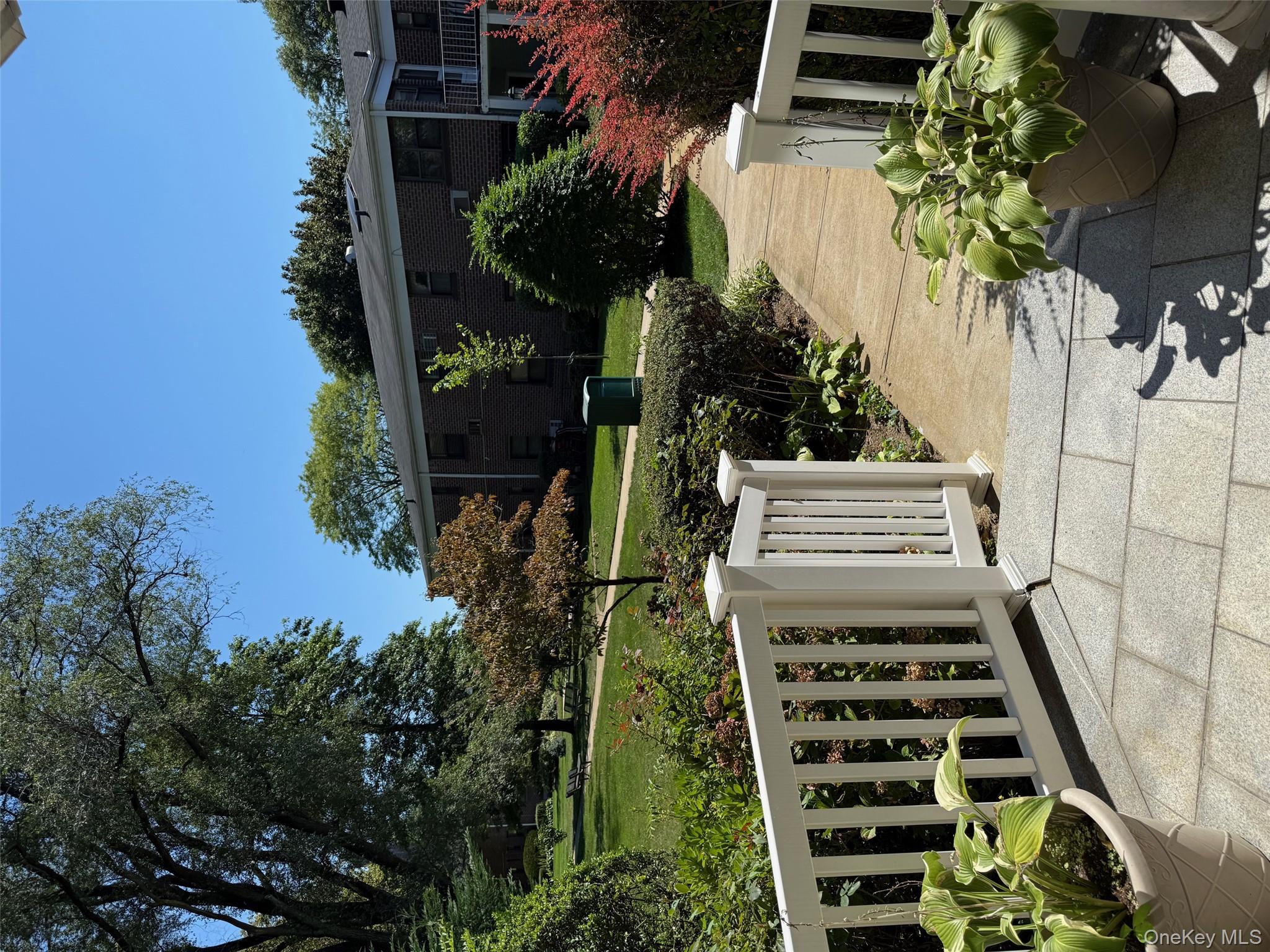 1211 E Broadway # C-24, Hewlett, NY 11557