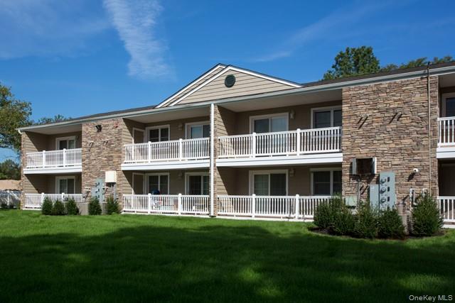 304 Tudor Lane # 304, Middle Island, NY 11953