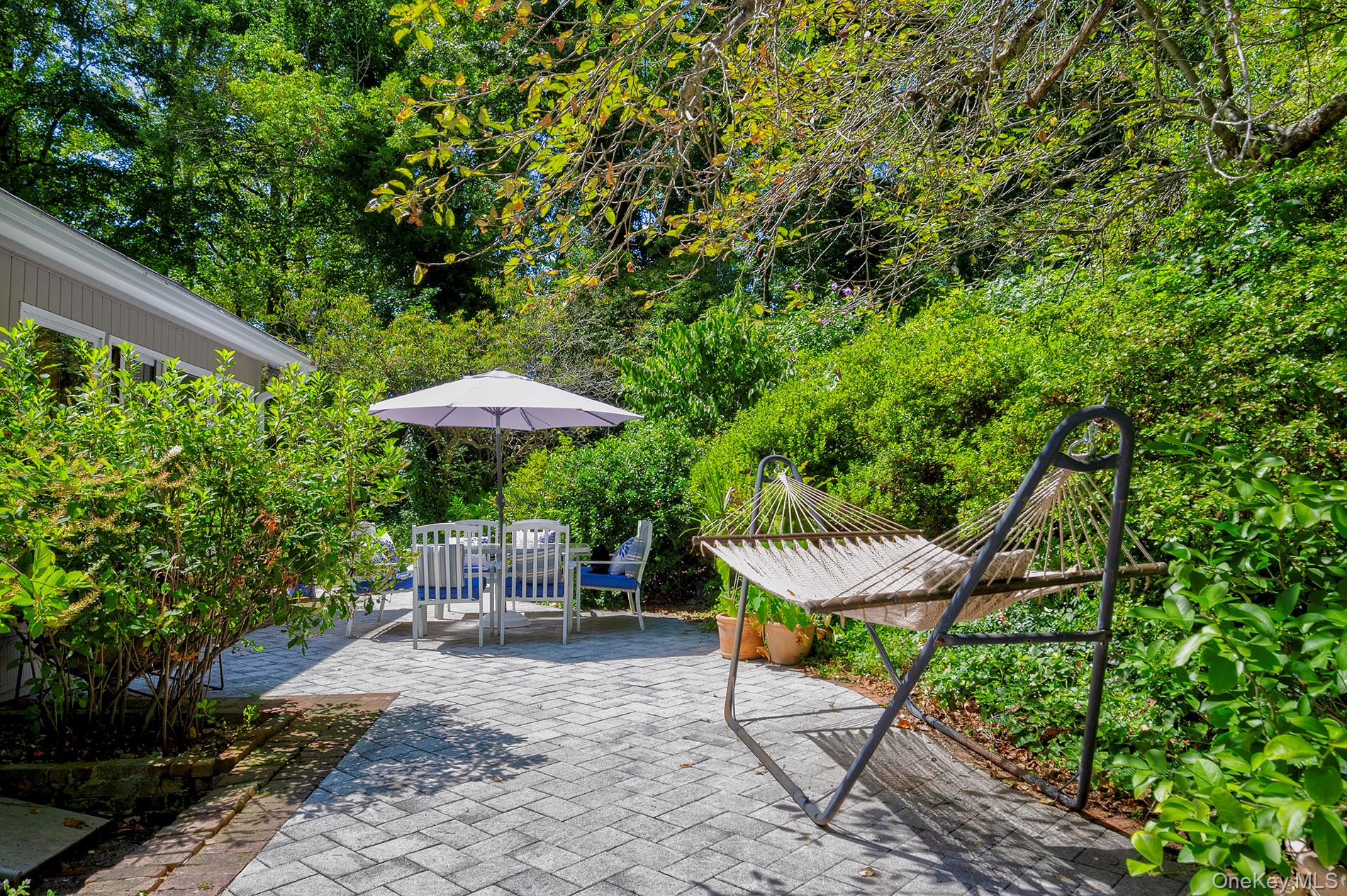 29 Tiffany Road, Oyster Bay Cove, NY 11771