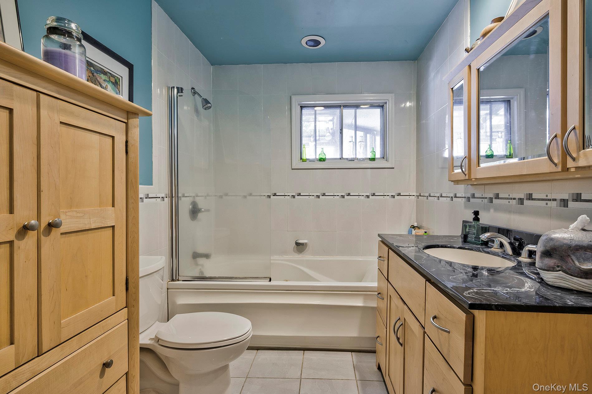 29 Tiffany Road, Oyster Bay Cove, NY 11771