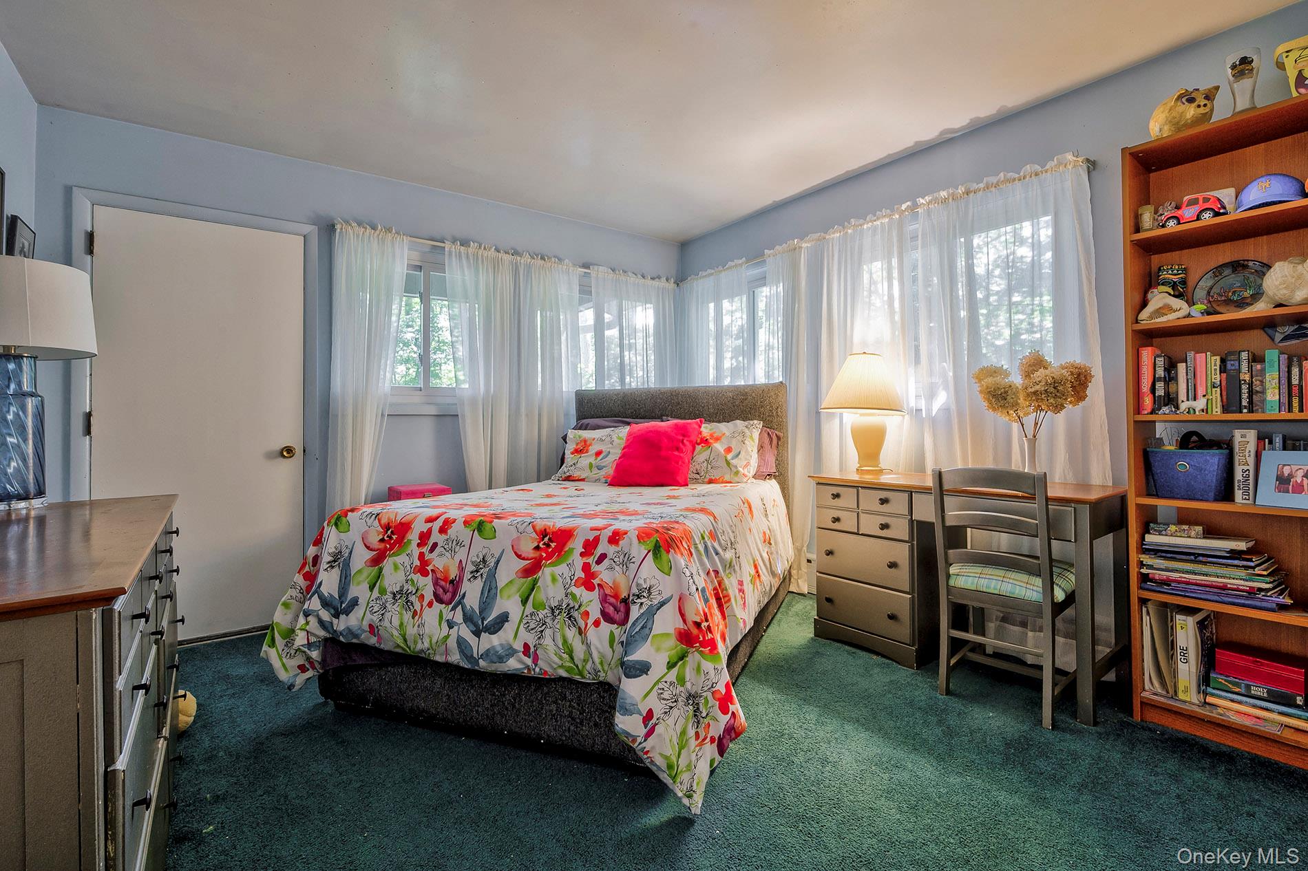 29 Tiffany Road, Oyster Bay Cove, NY 11771