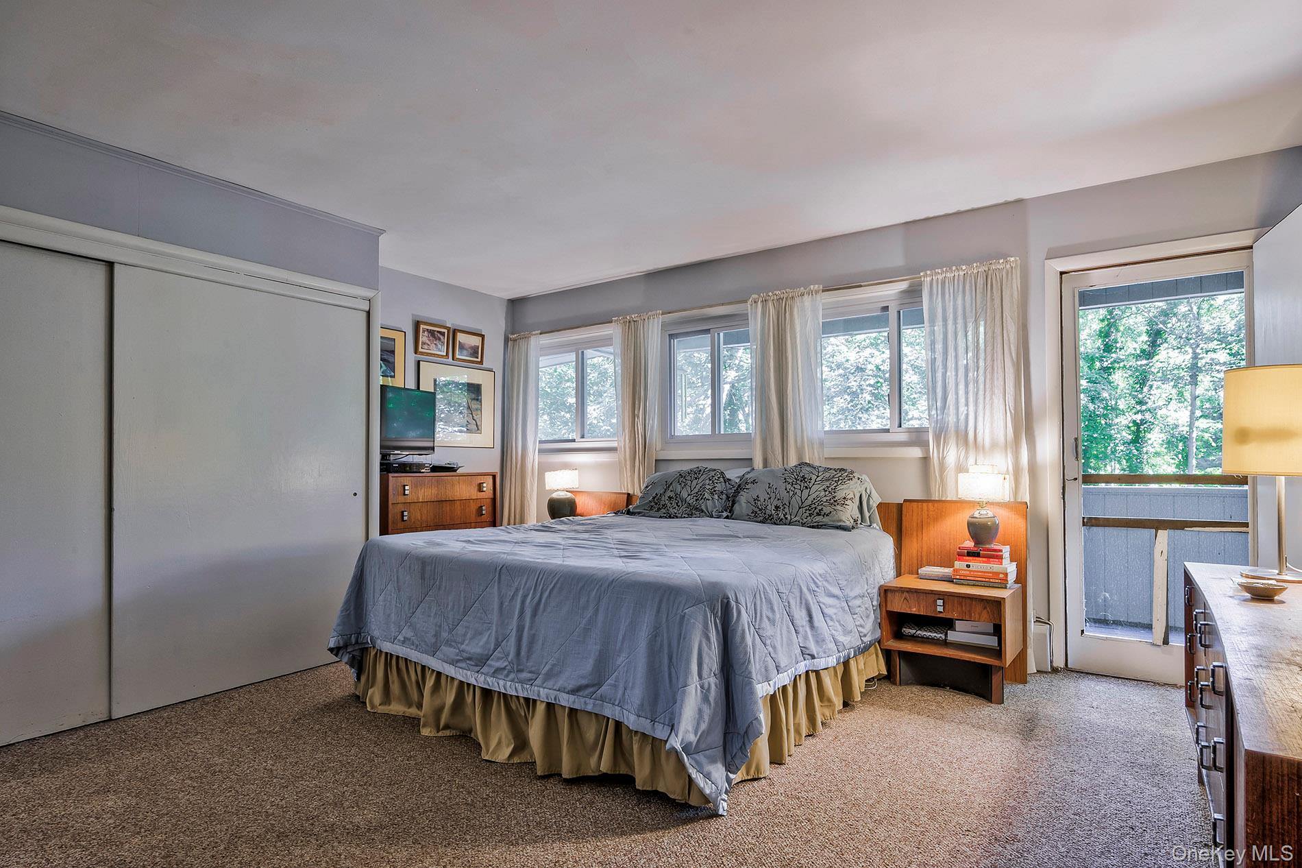 29 Tiffany Road, Oyster Bay Cove, NY 11771