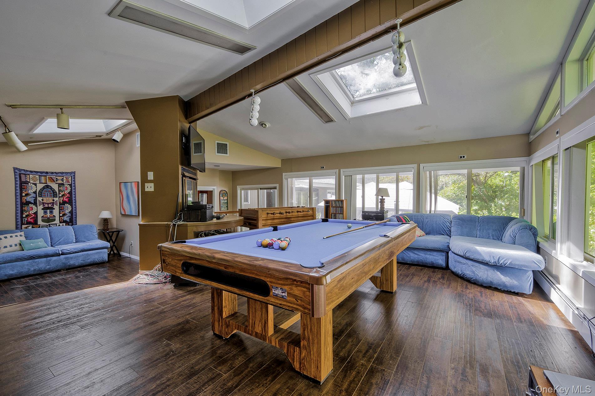 29 Tiffany Road, Oyster Bay Cove, NY 11771