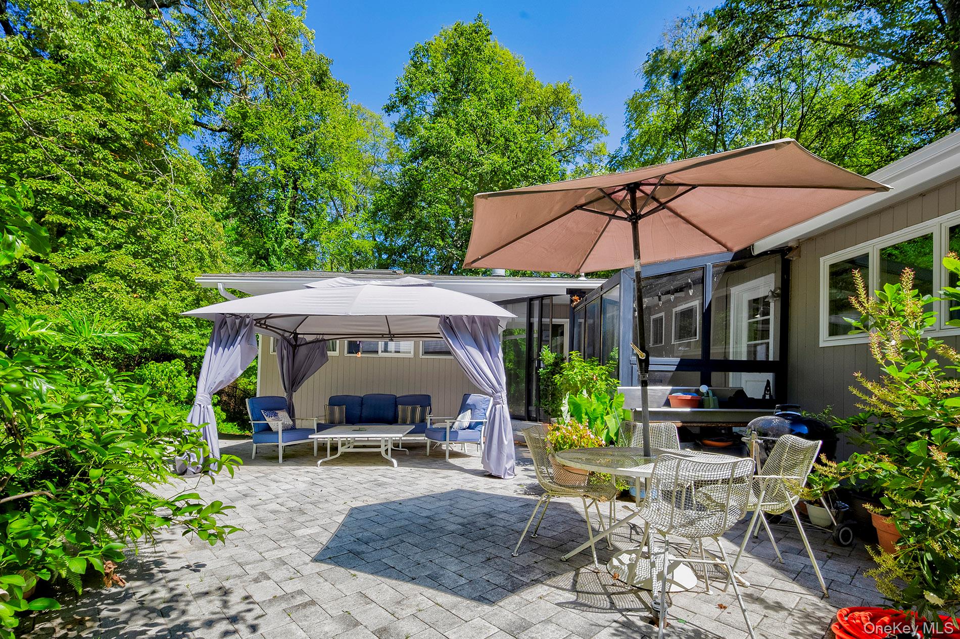 29 Tiffany Road, Oyster Bay Cove, NY 11771