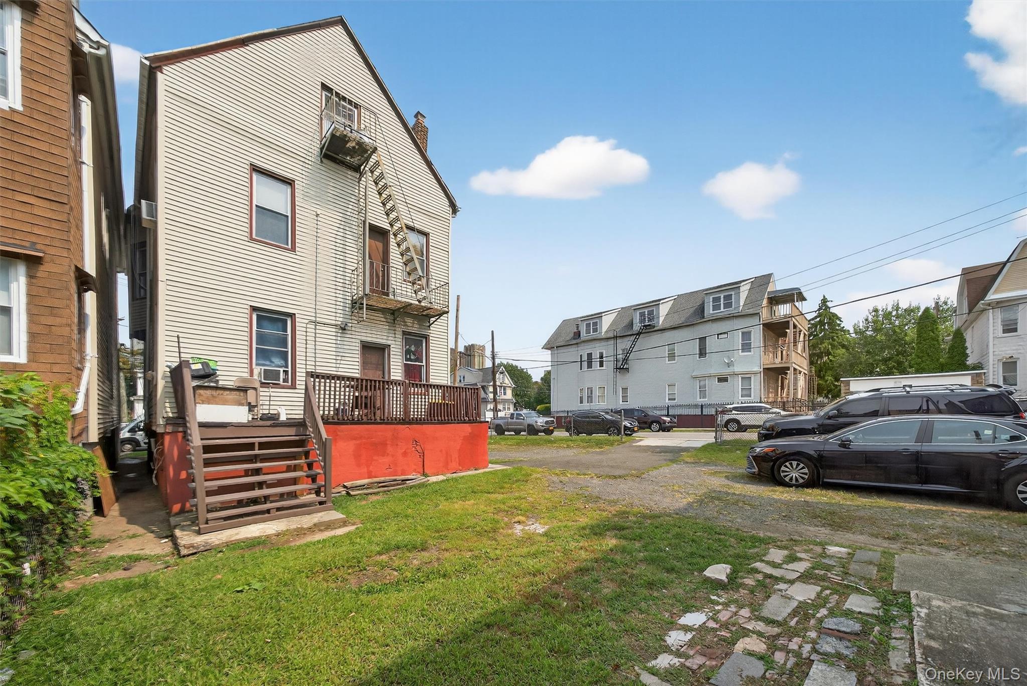 16 Pier Street, Yonkers, NY 10705