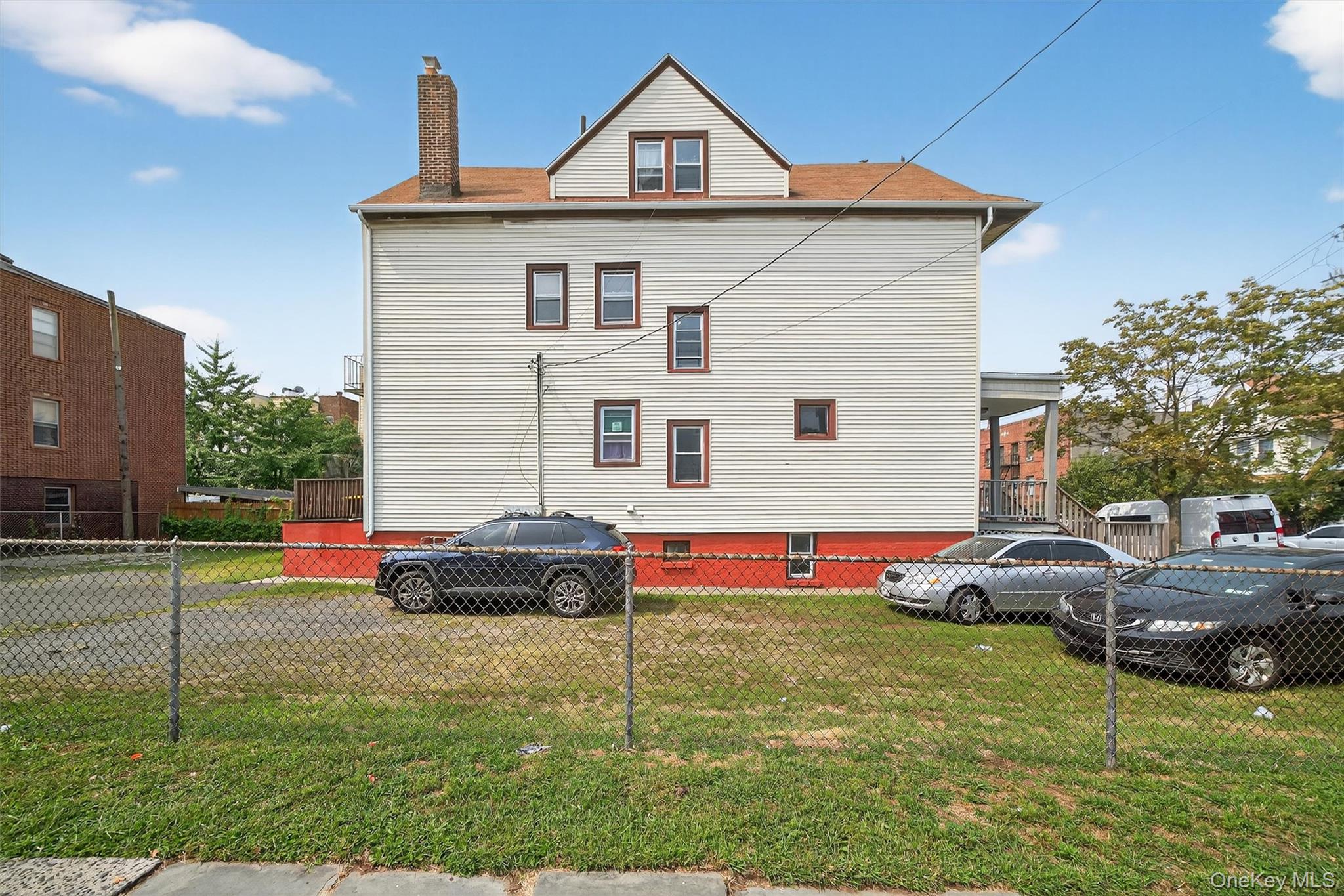 16 Pier Street, Yonkers, NY 10705