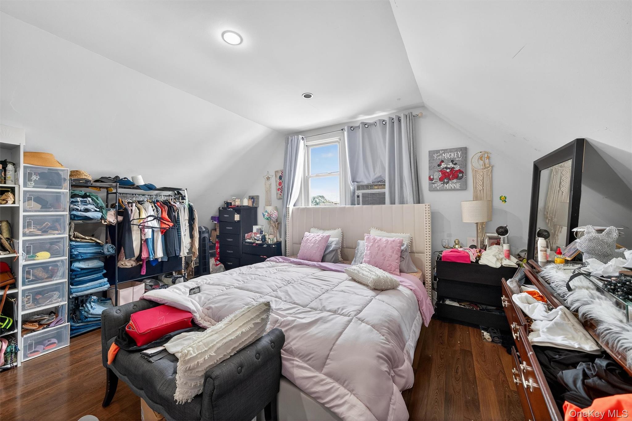 16 Pier Street, Yonkers, NY 10705