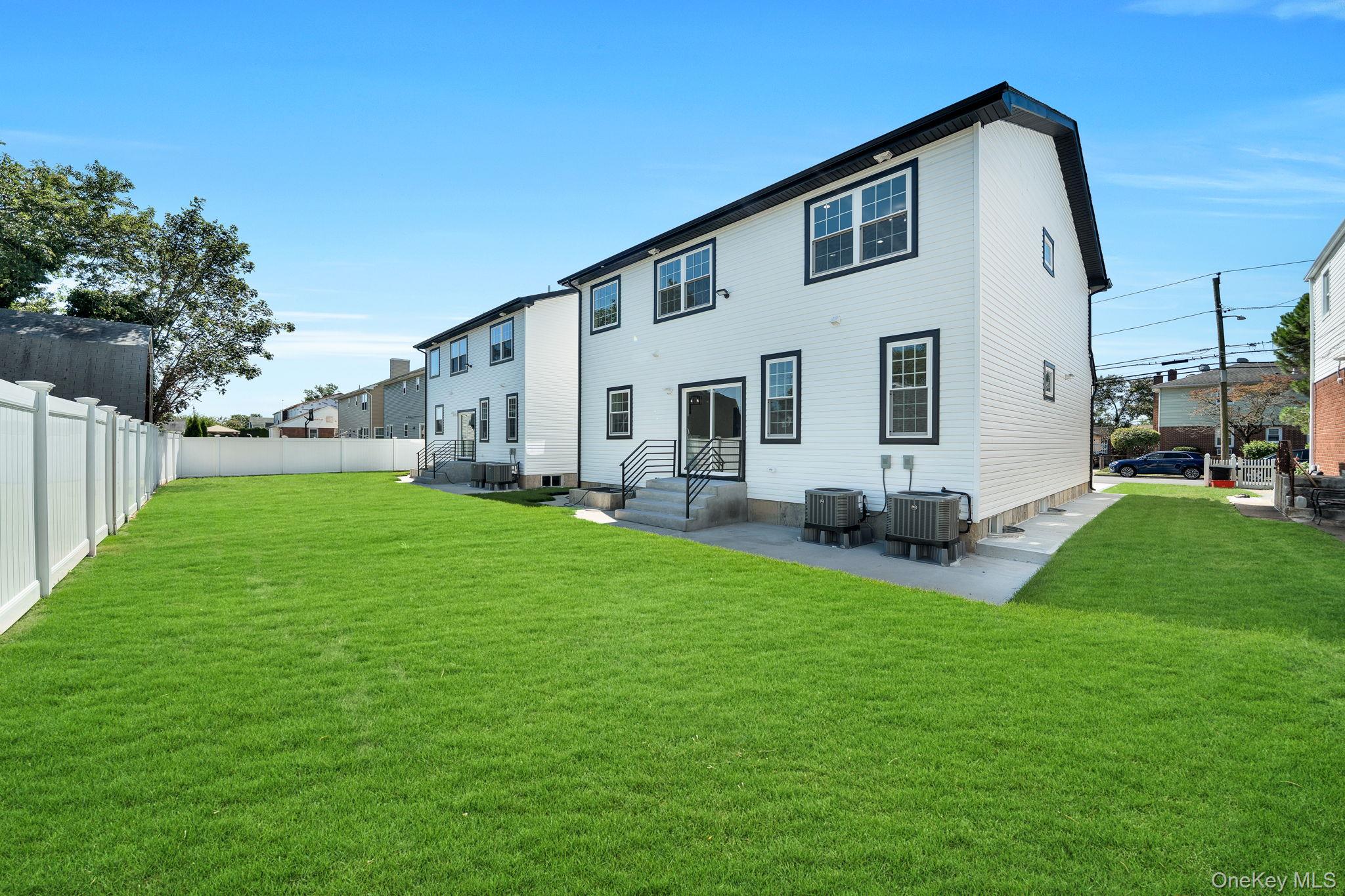 2092 Hoffman Avenue, Elmont, NY 11003