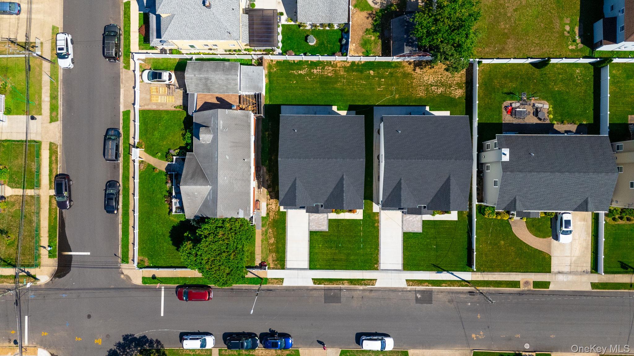 2092 Hoffman Avenue, Elmont, NY 11003