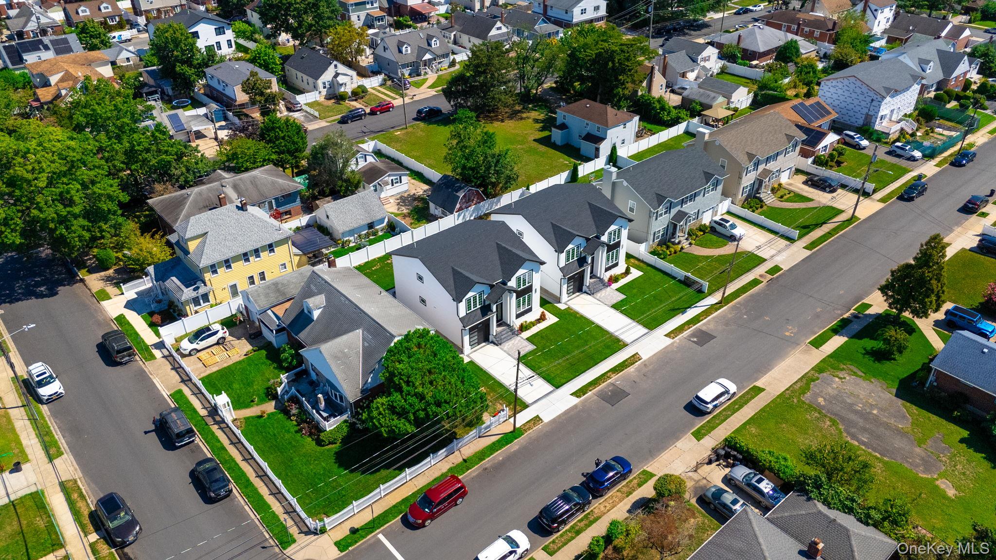 2092 Hoffman Avenue, Elmont, NY 11003