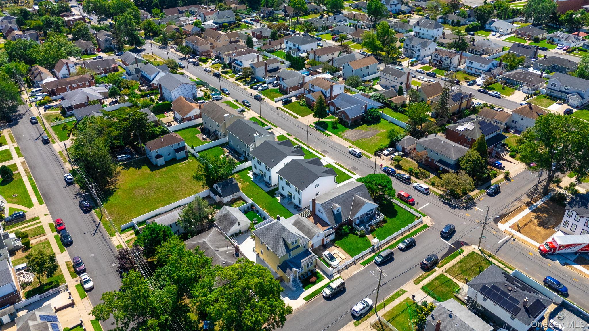 2092 Hoffman Avenue, Elmont, NY 11003