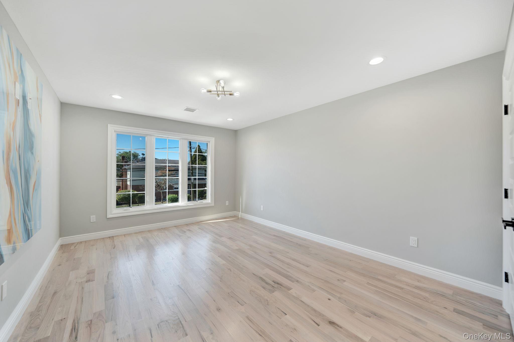 2092 Hoffman Avenue, Elmont, NY 11003