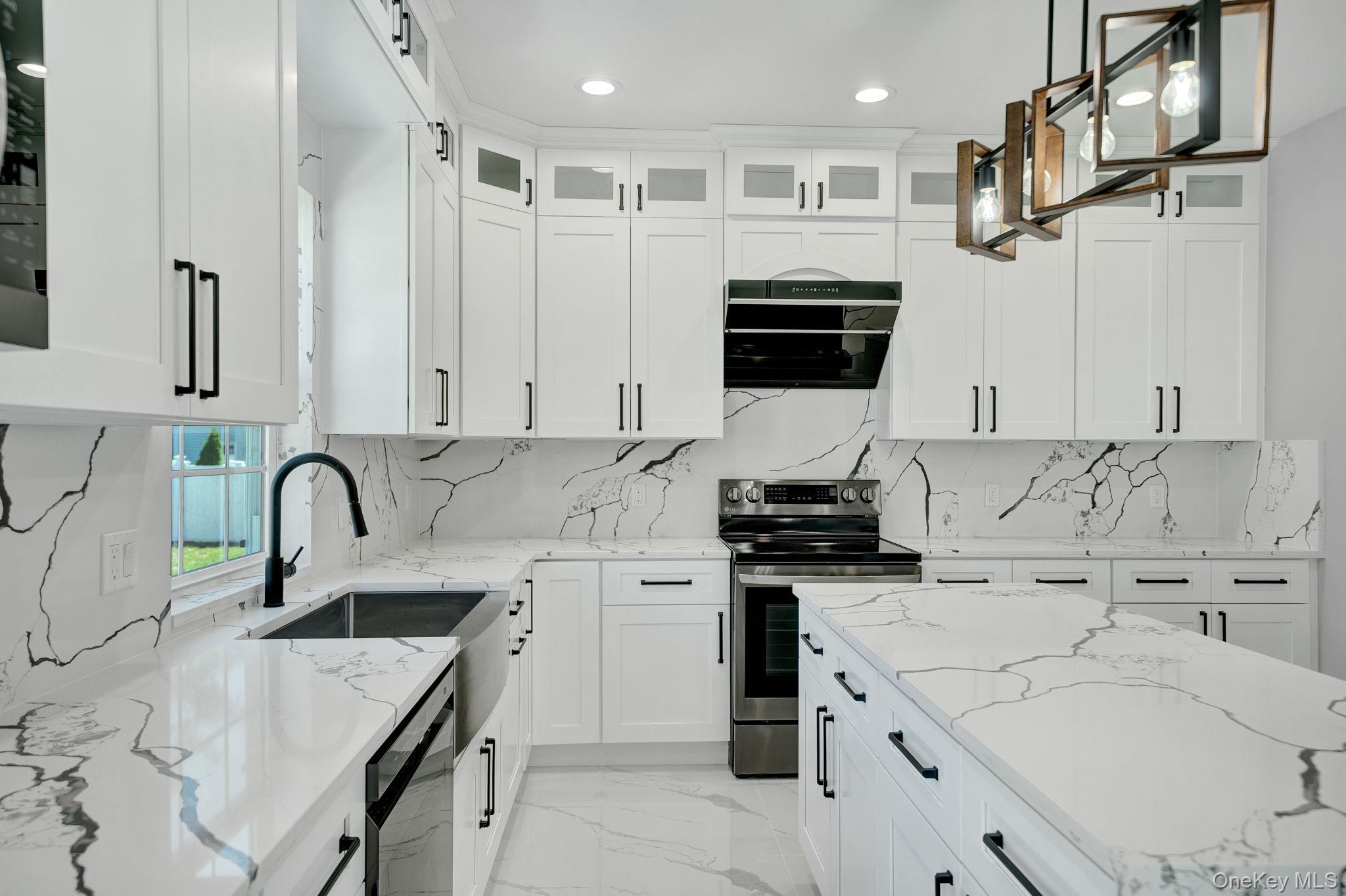 2092 Hoffman Avenue, Elmont, NY 11003