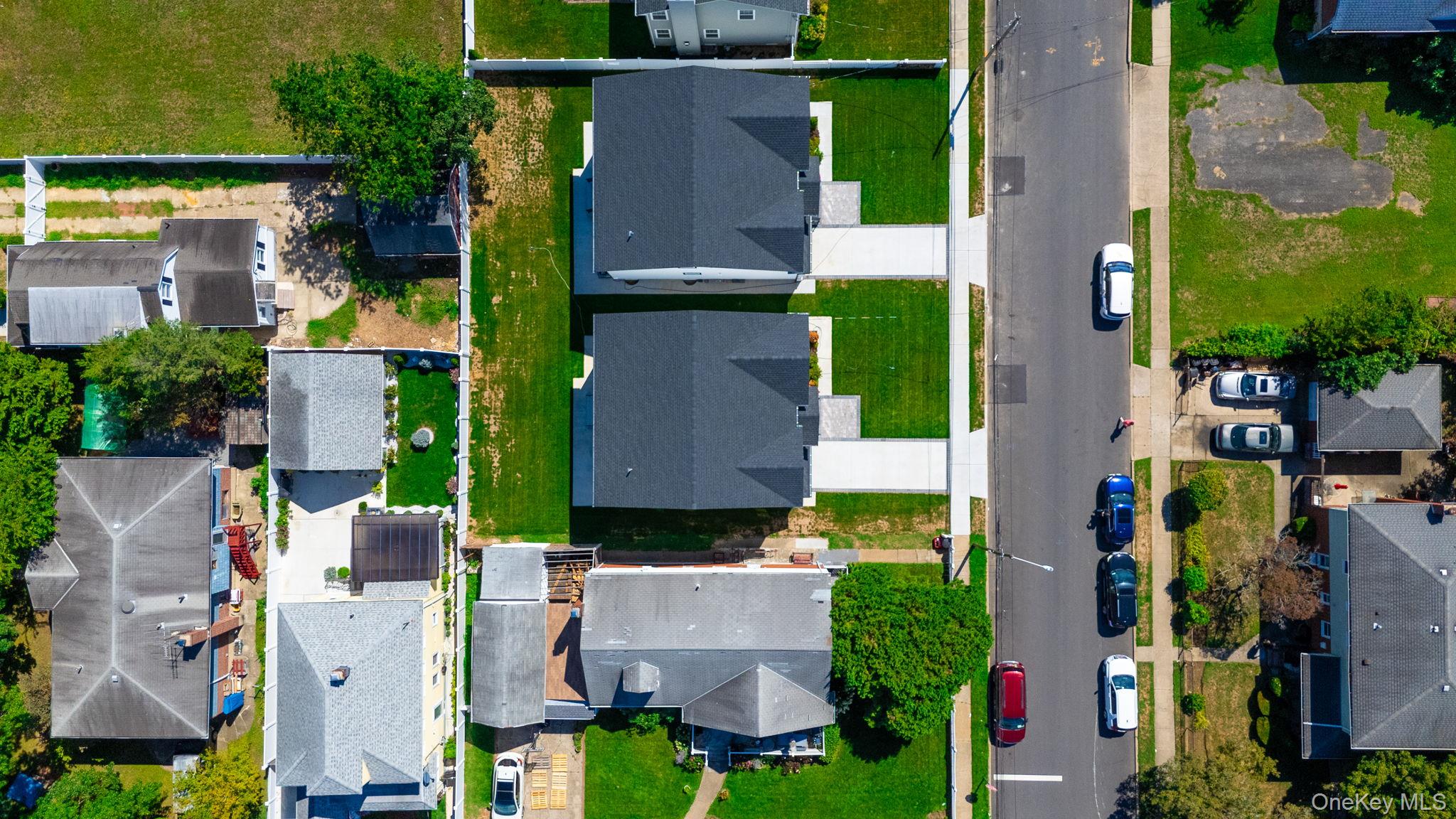 2092 Hoffman Avenue, Elmont, NY 11003