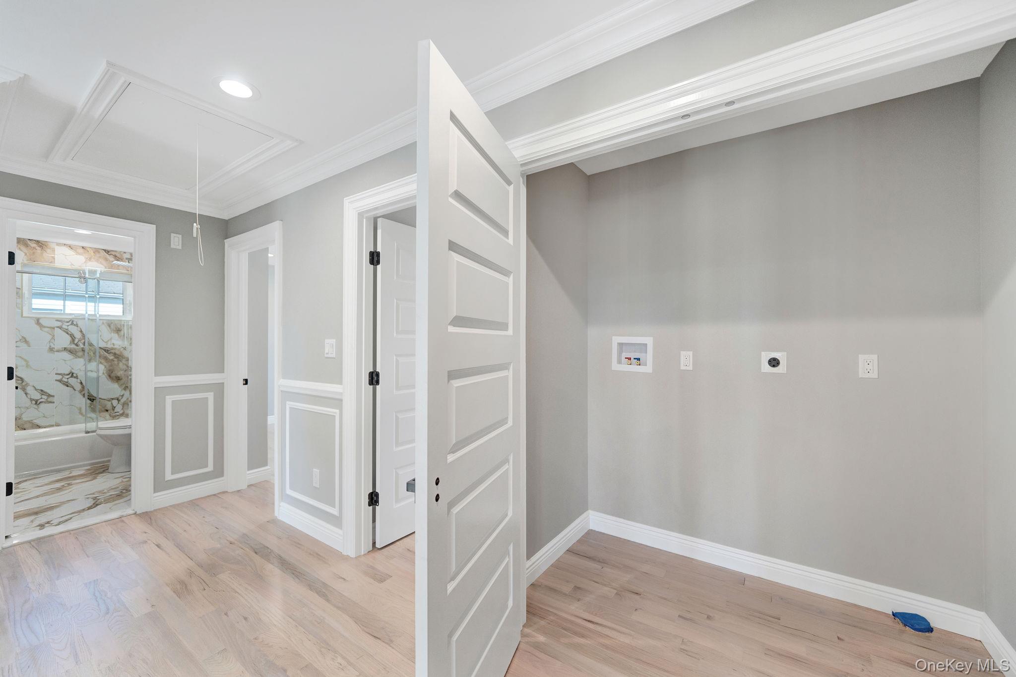 2092 Hoffman Avenue, Elmont, NY 11003