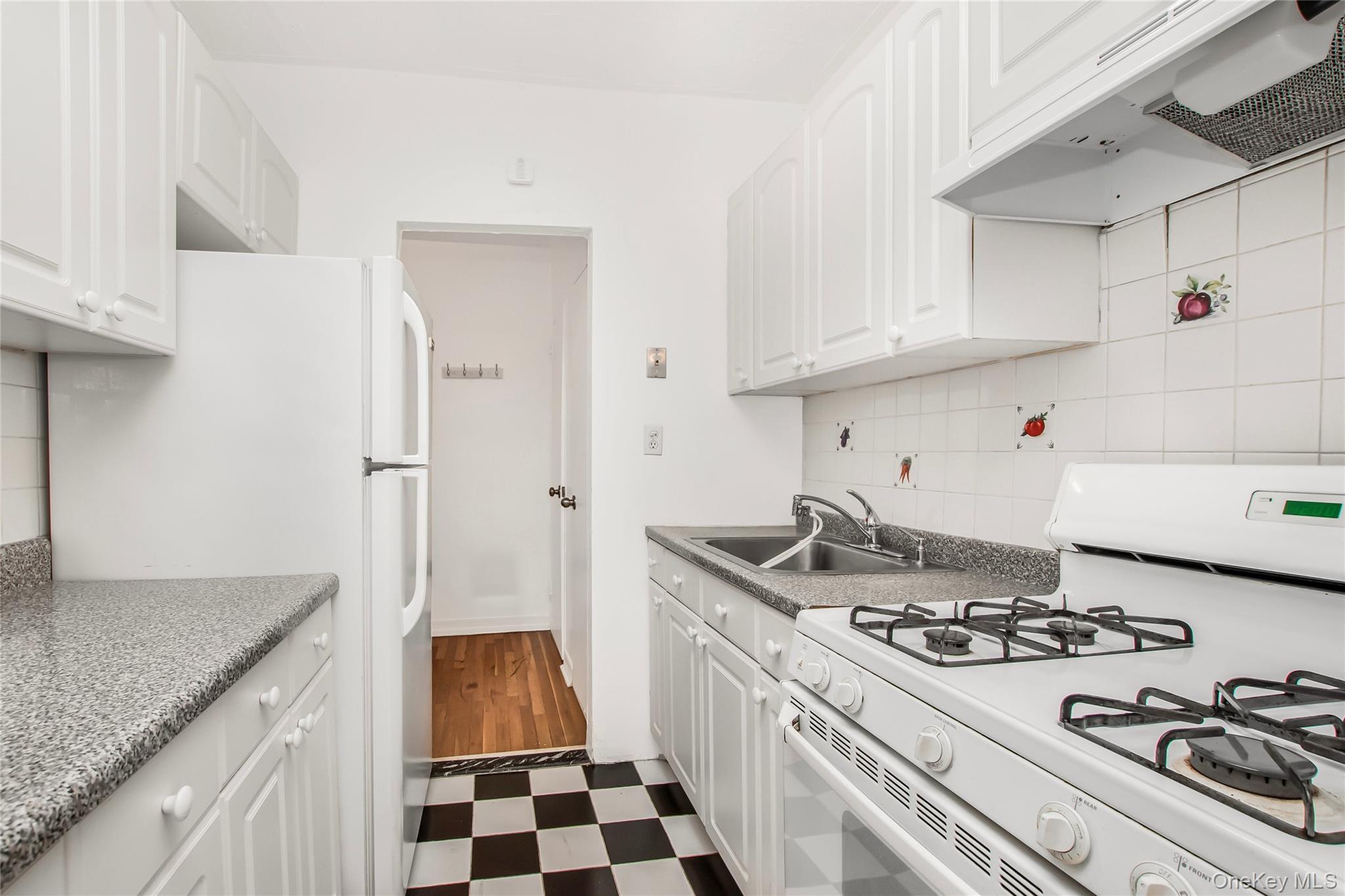 512 Kappock Street # 1K, Bronx, NY 10463