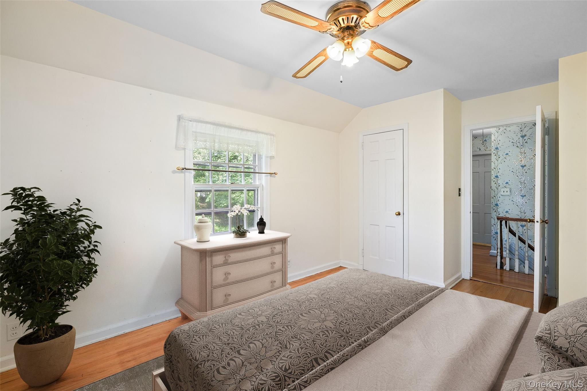 100 Lord Kitchener Road, New Rochelle, NY 10804