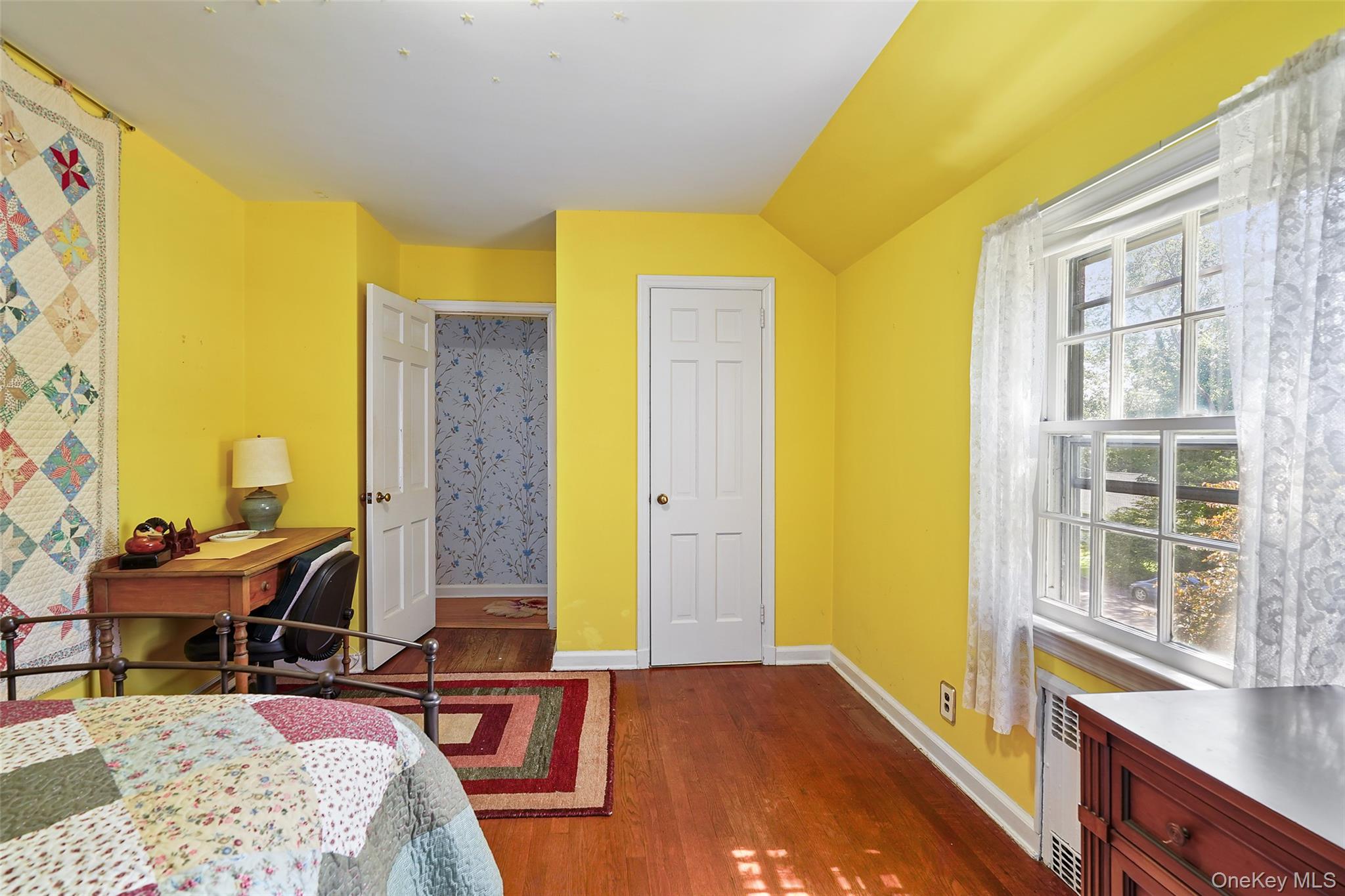 100 Lord Kitchener Road, New Rochelle, NY 10804