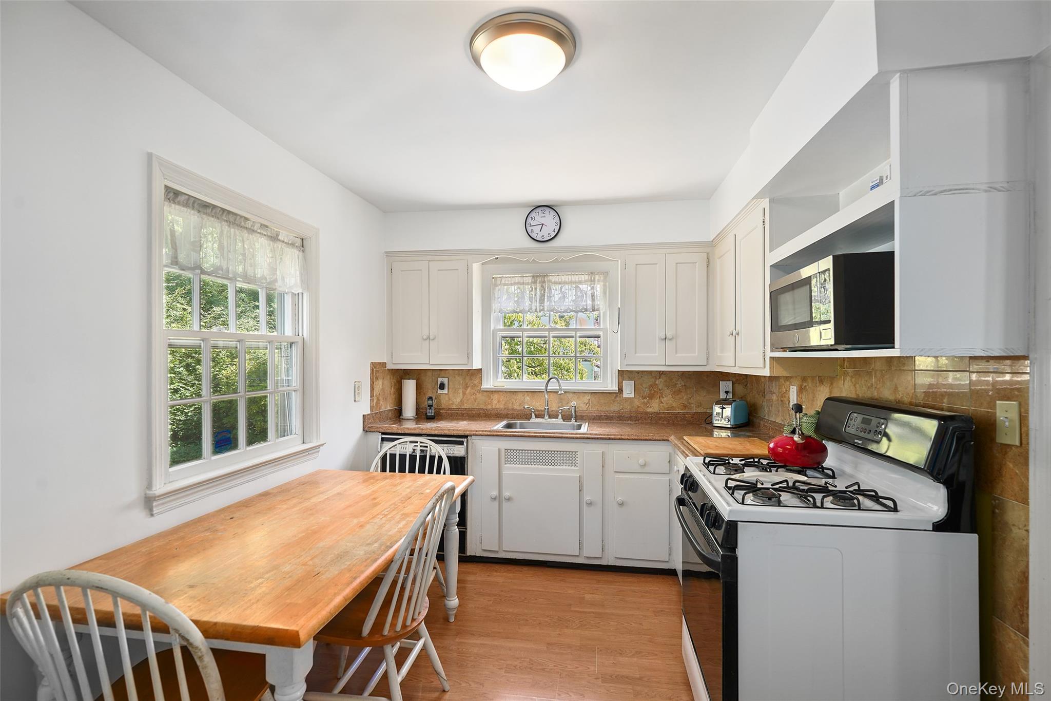 100 Lord Kitchener Road, New Rochelle, NY 10804