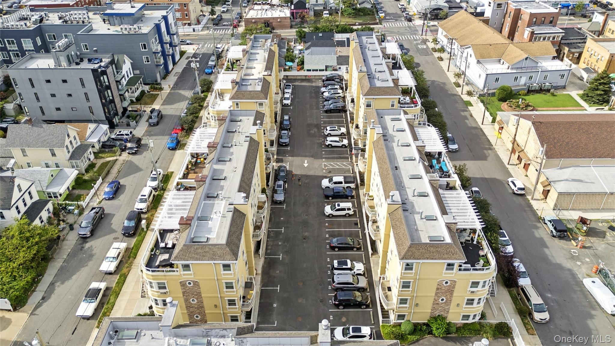 176 Beach 101st # 4A, Rockaway Park, NY 11694