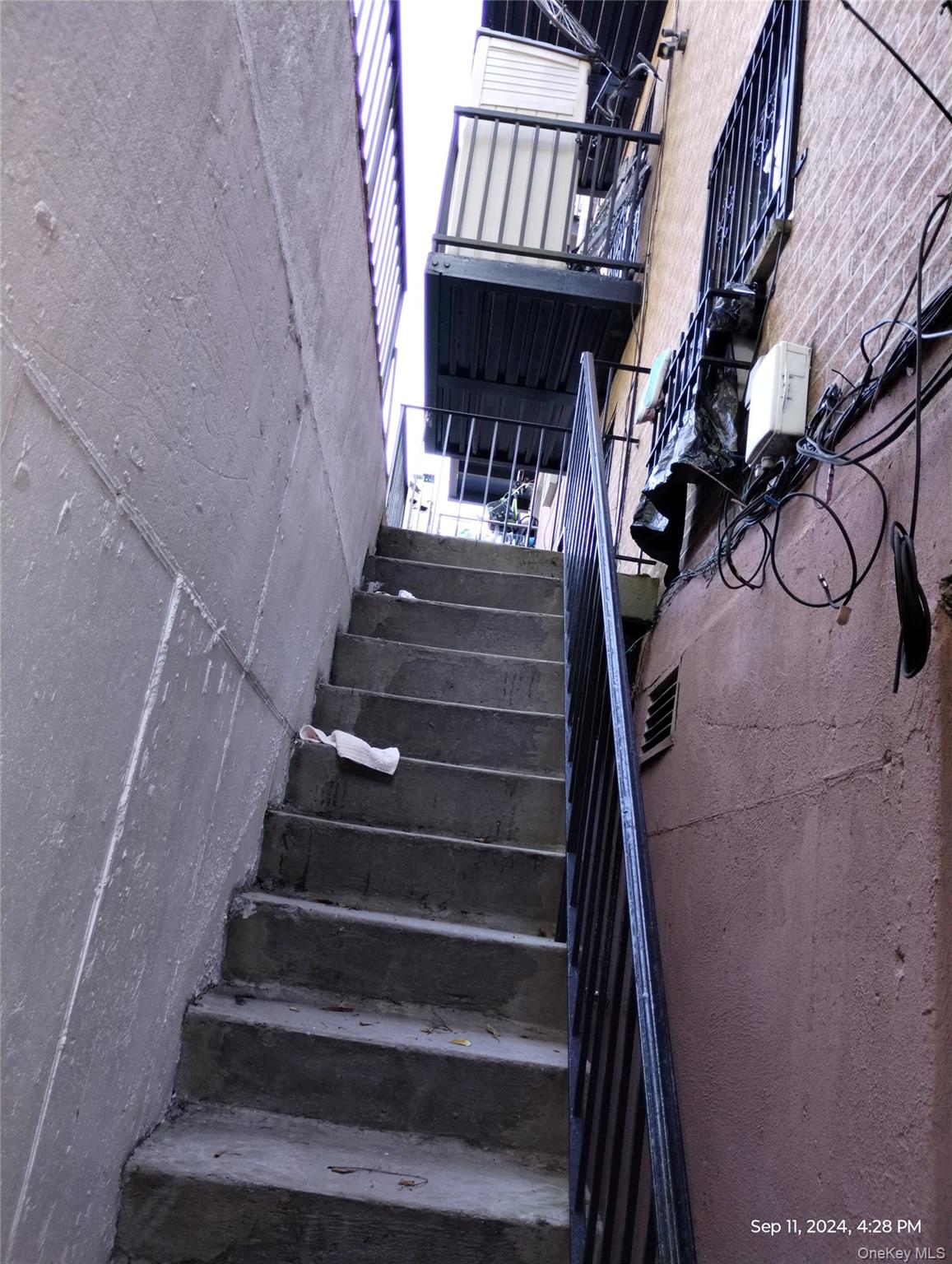 5609 Van Cleef Street, Corona, NY 11368