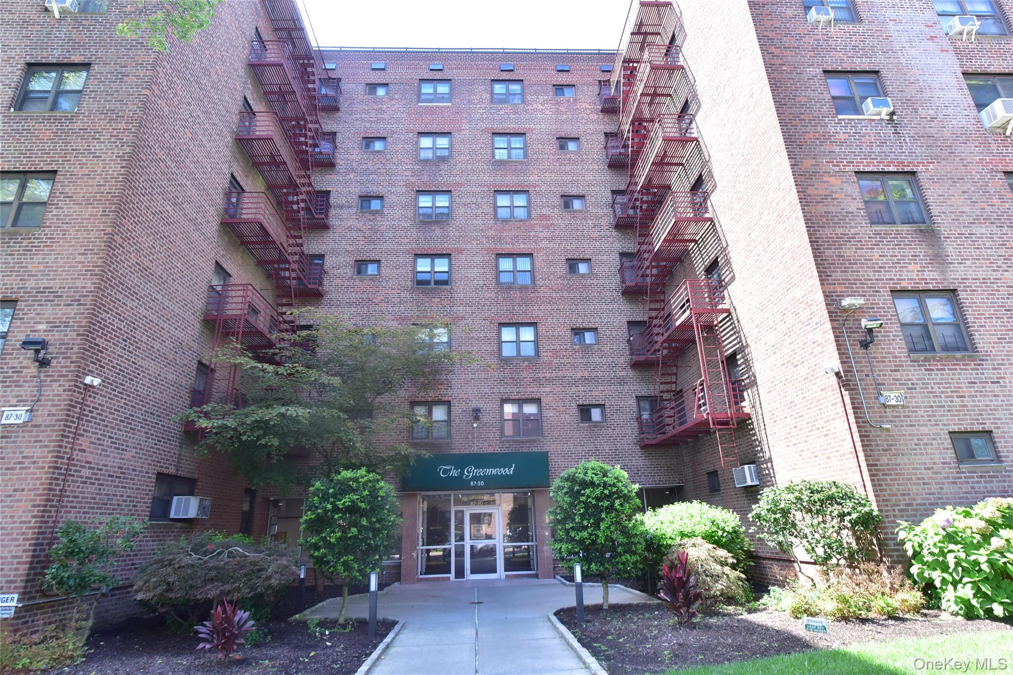 87-30 204 Street # B55, Hollis, NY 11423