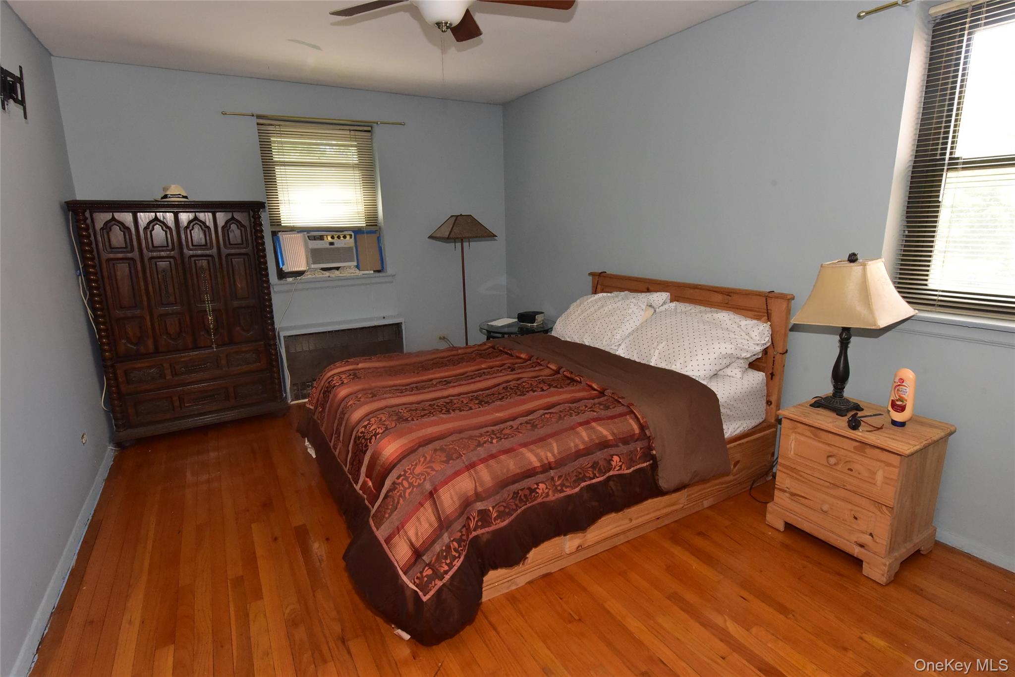 87-30 204 Street # B55, Hollis, NY 11423