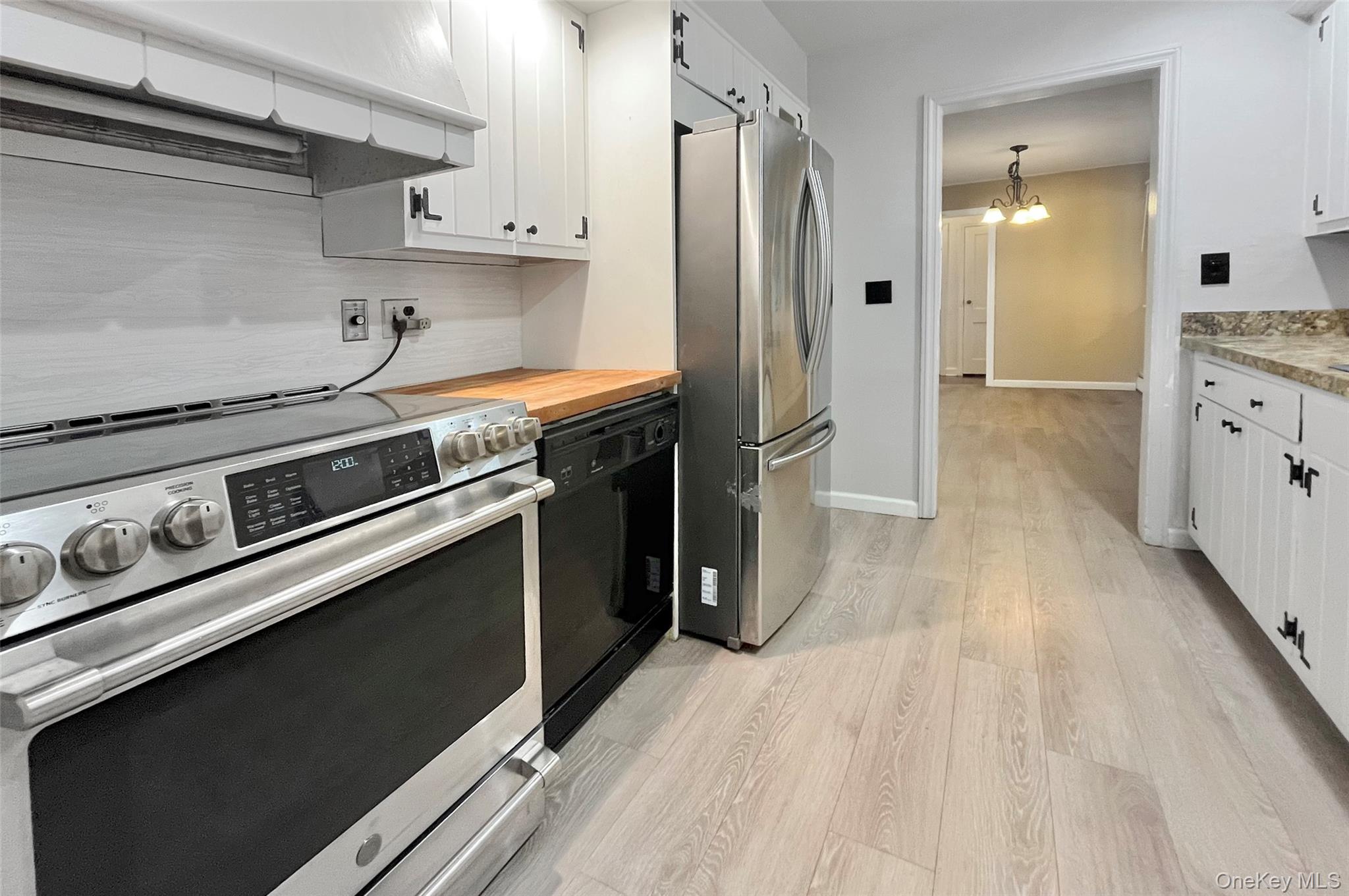 16 Martin Terrace, Poughkeepsie, NY 12603