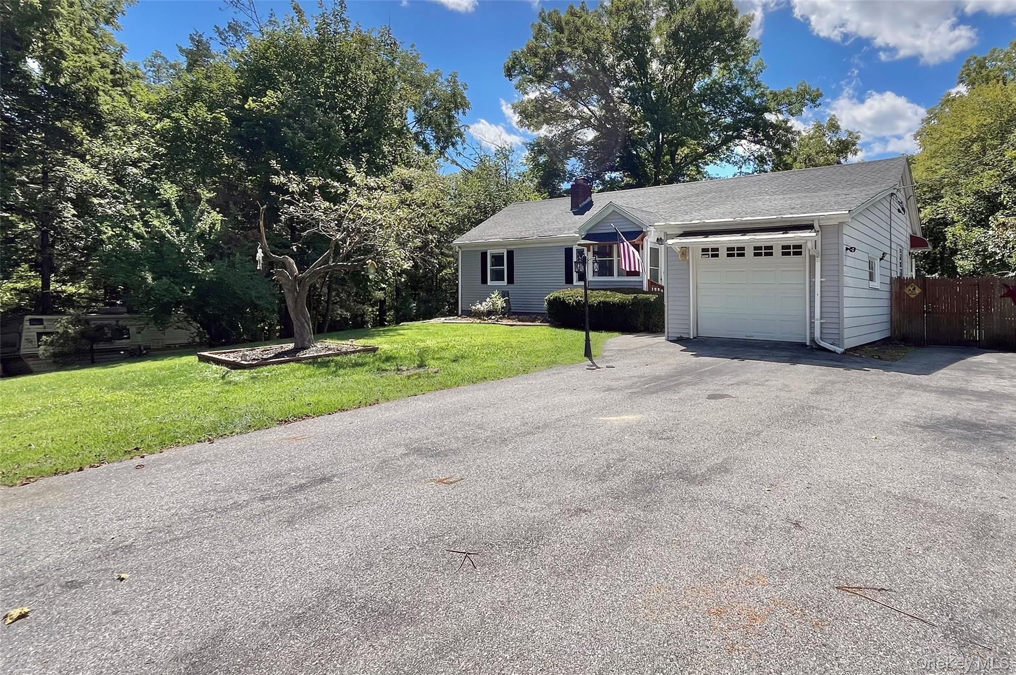 16 Martin Terrace, Poughkeepsie, NY 12603