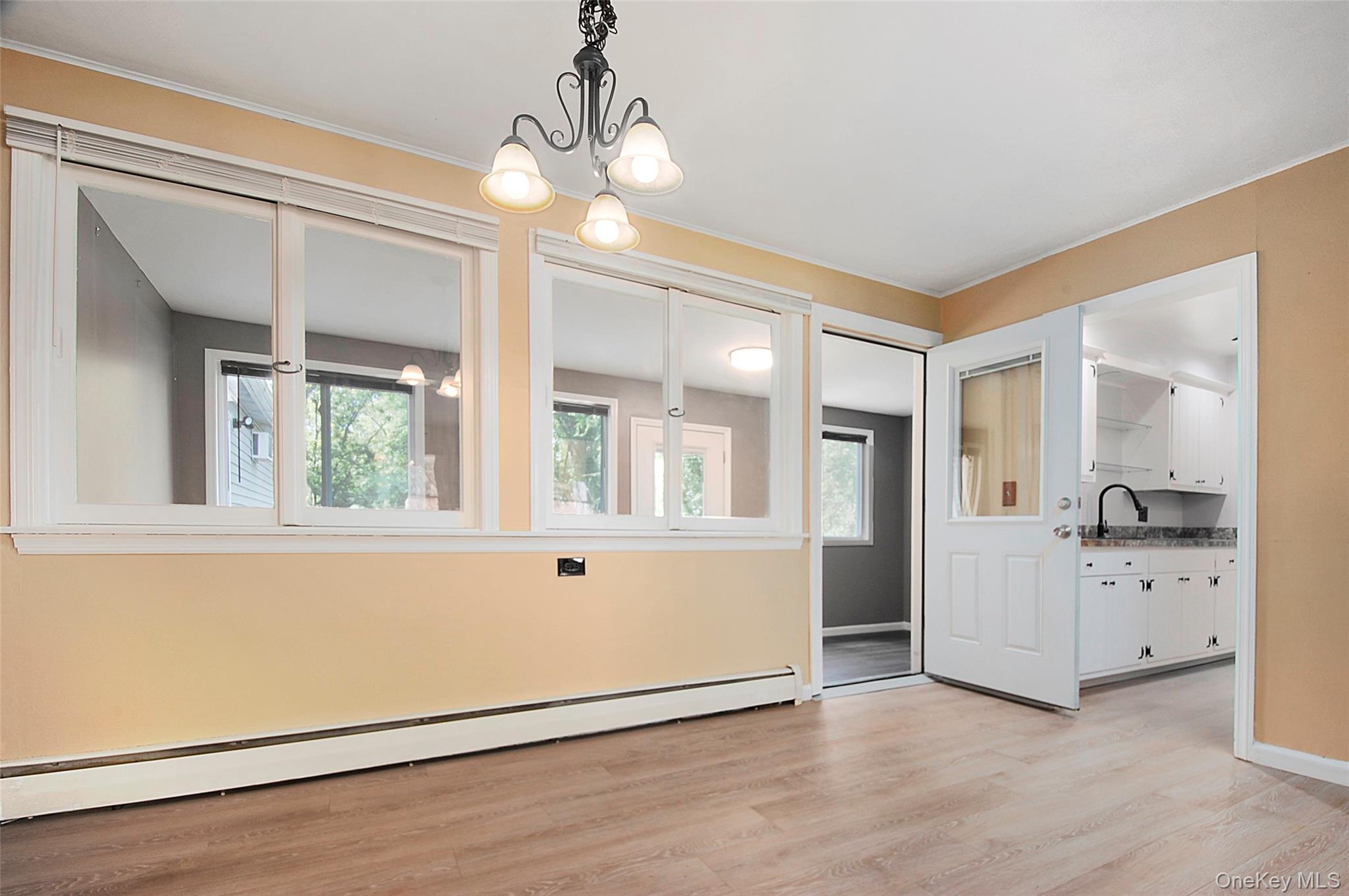 16 Martin Terrace, Poughkeepsie, NY 12603